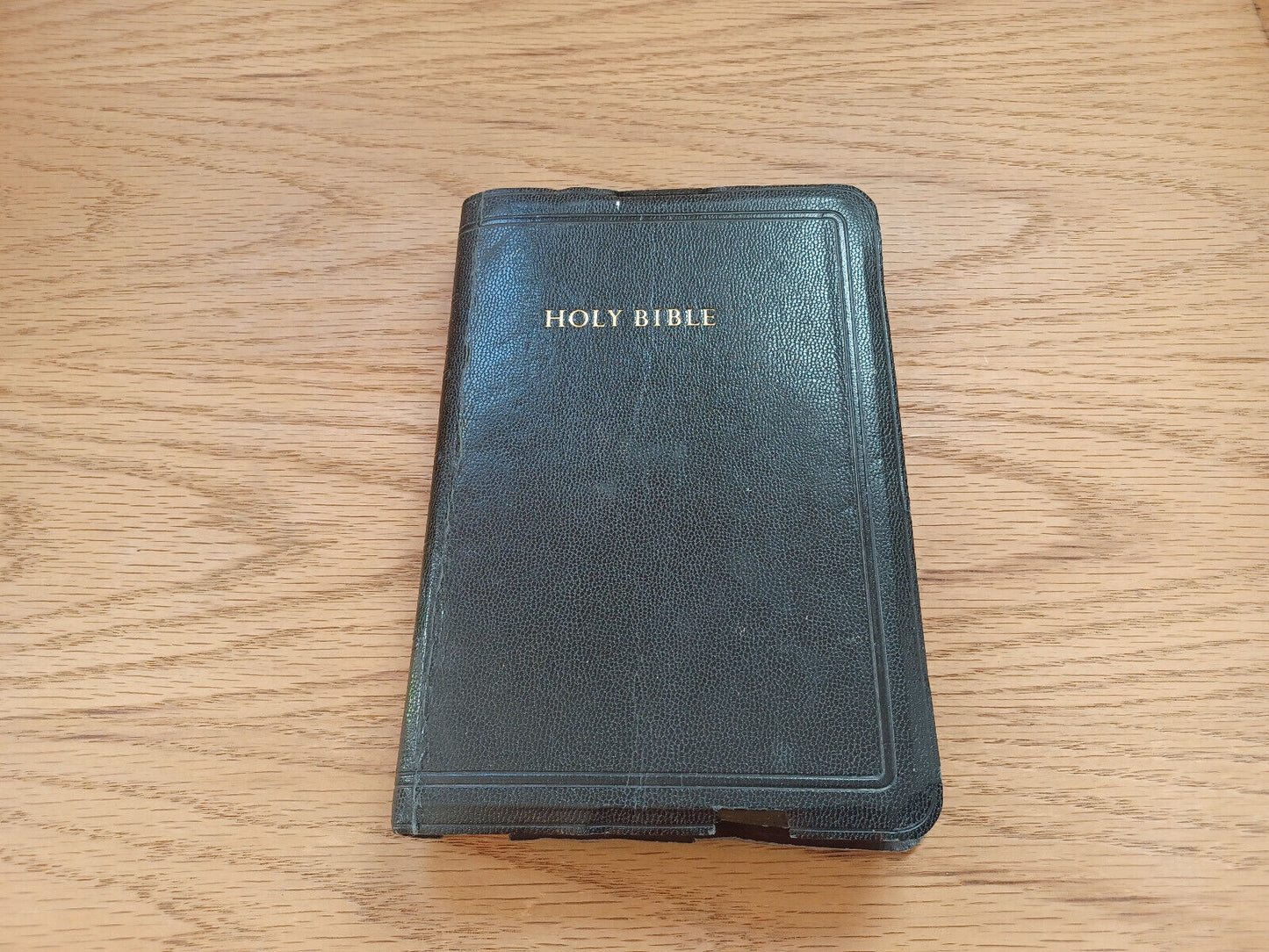 Holy Bible Authorized King James Version Self Pronouncing Red Letter Faux Leathe