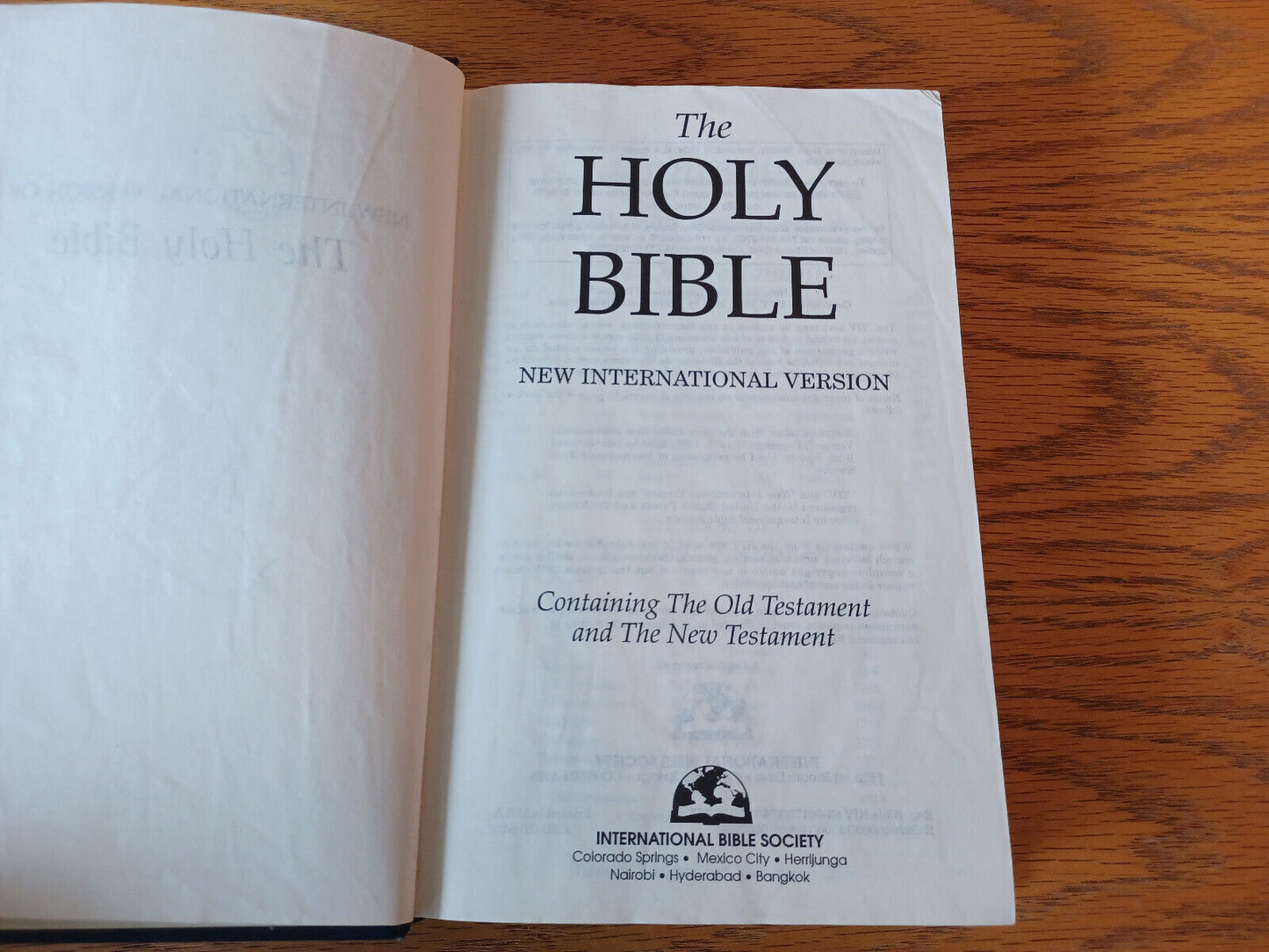 Holy Bible New International Version Hardcover International Bible Society 1984E