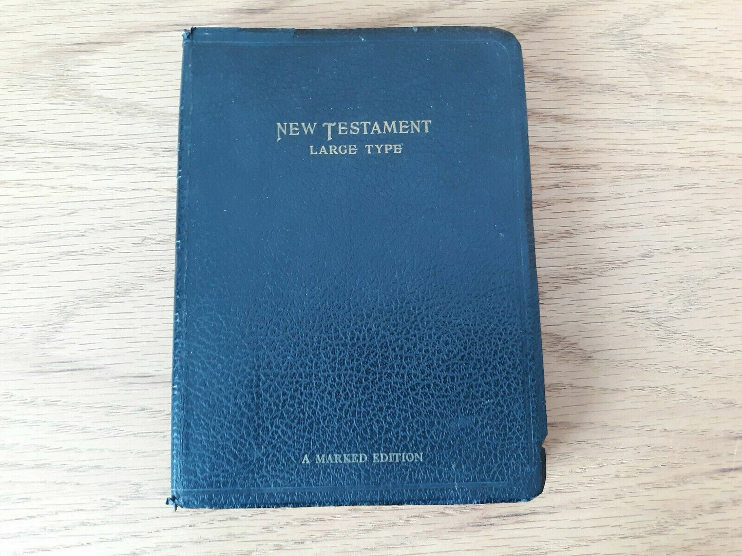 New Testament Large Type Marked Edition KJV Black World Home Bible