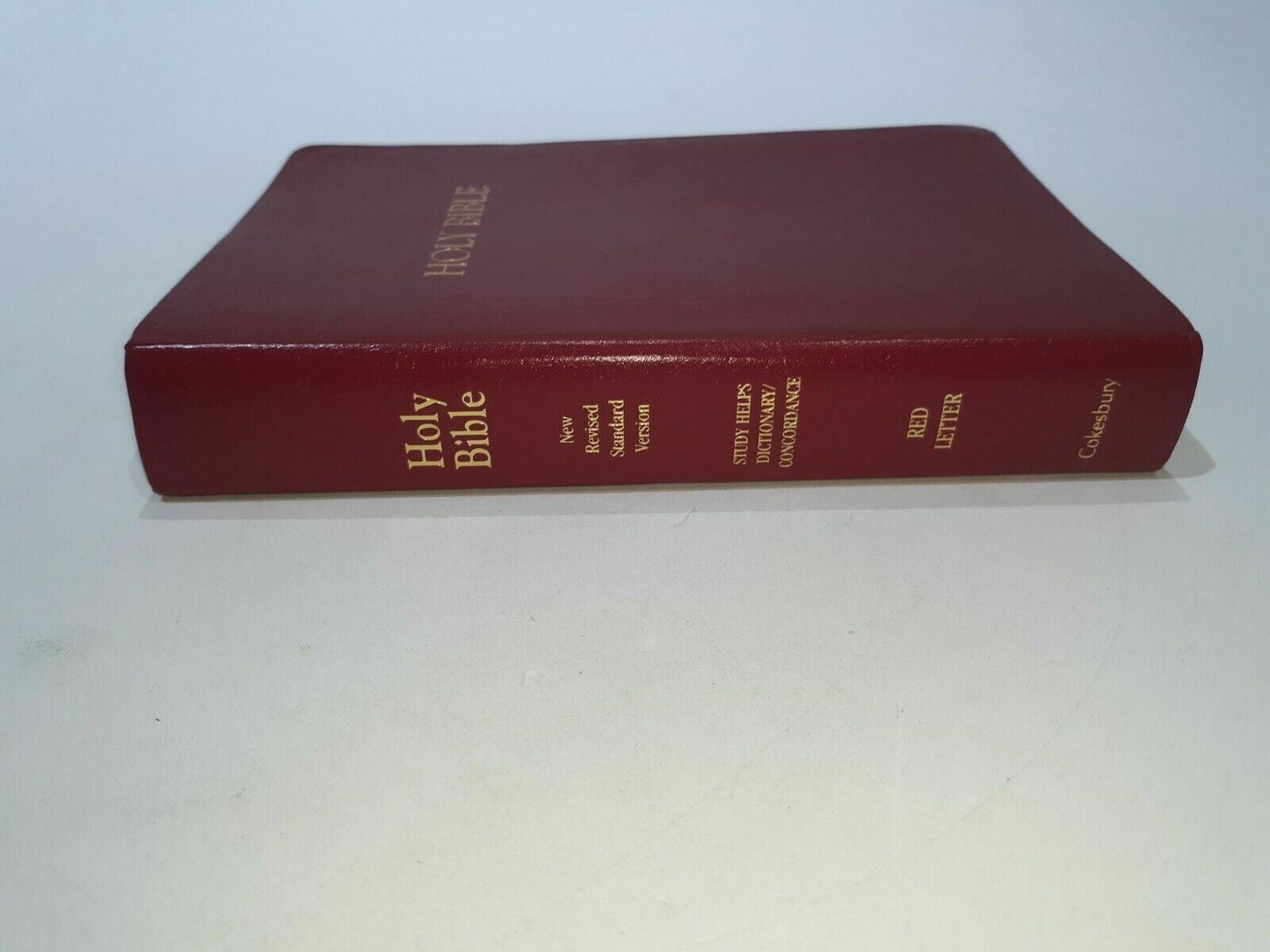 The Holy Bible Containing the Old & New Testaments by Zondervan Bible Publishers