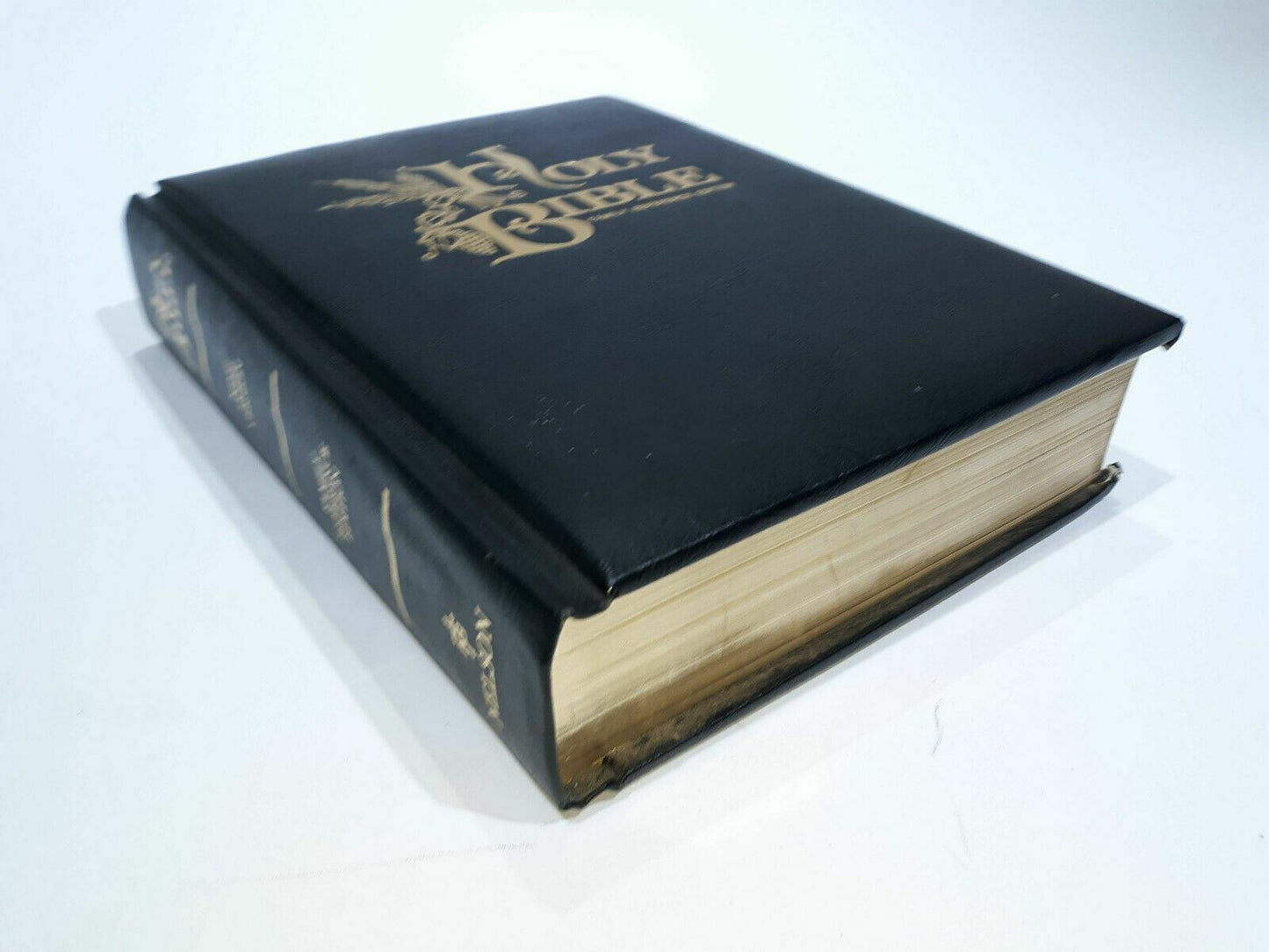 Holy Bible Family Reference Edition Leather KJV Nelson Illustrated 1971