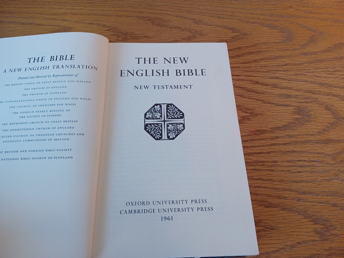 The New English Bible New Testament 1962 Hardcover Oxford University Press