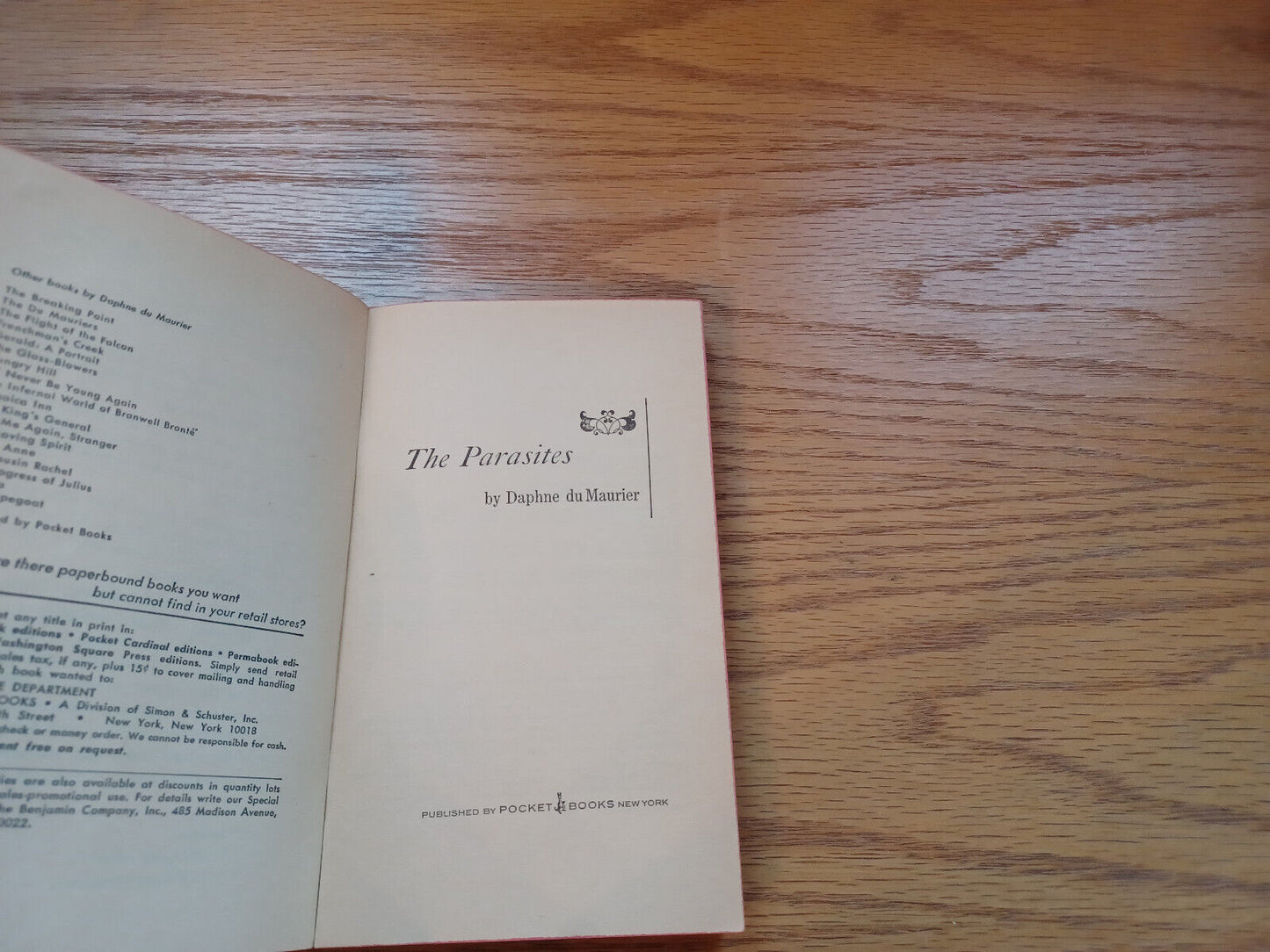 The Parasites By Daphne Dumaurier