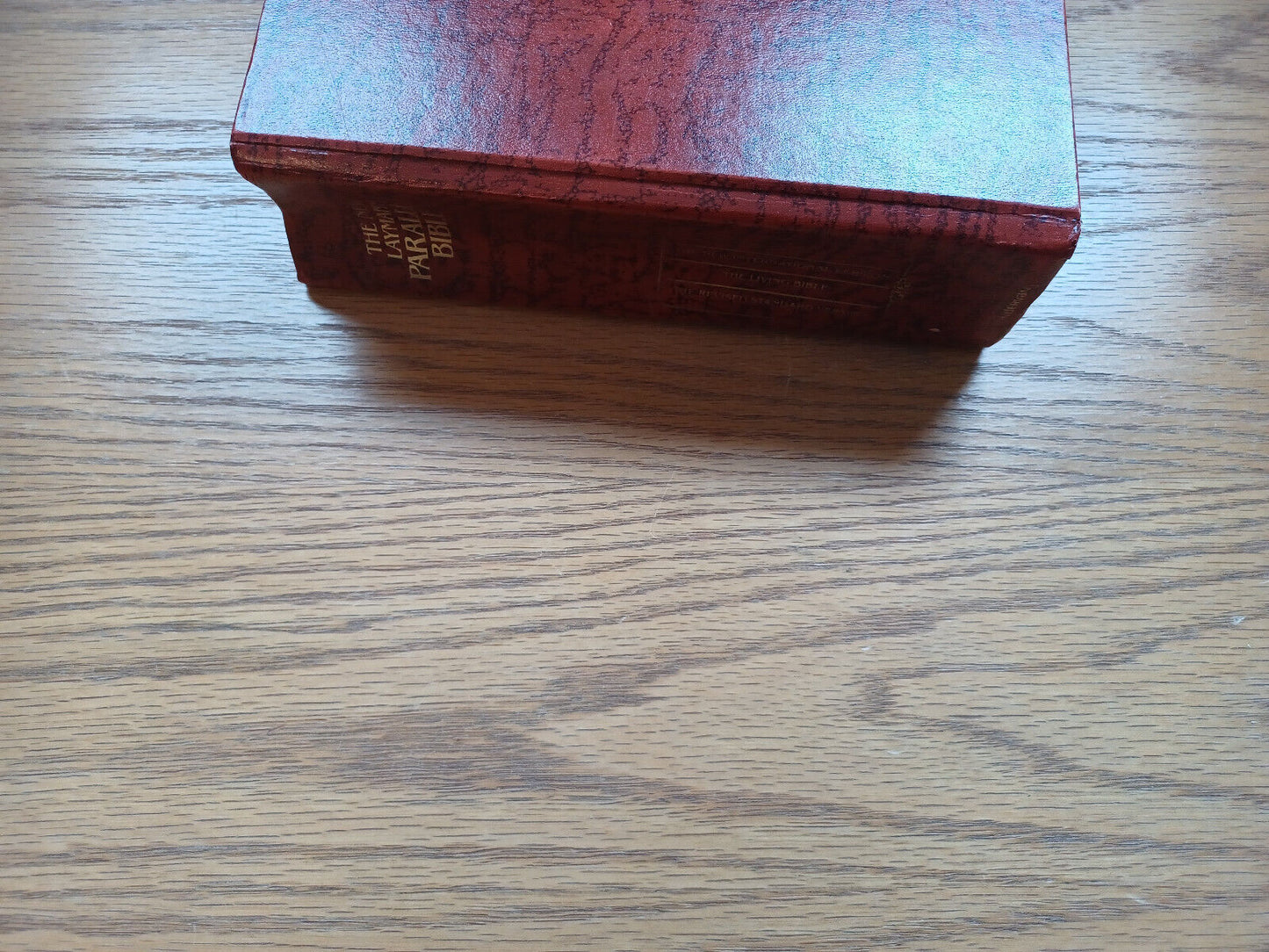 The New Layman'S Parallel Bible Kjv Niv Lb Rsv 1982