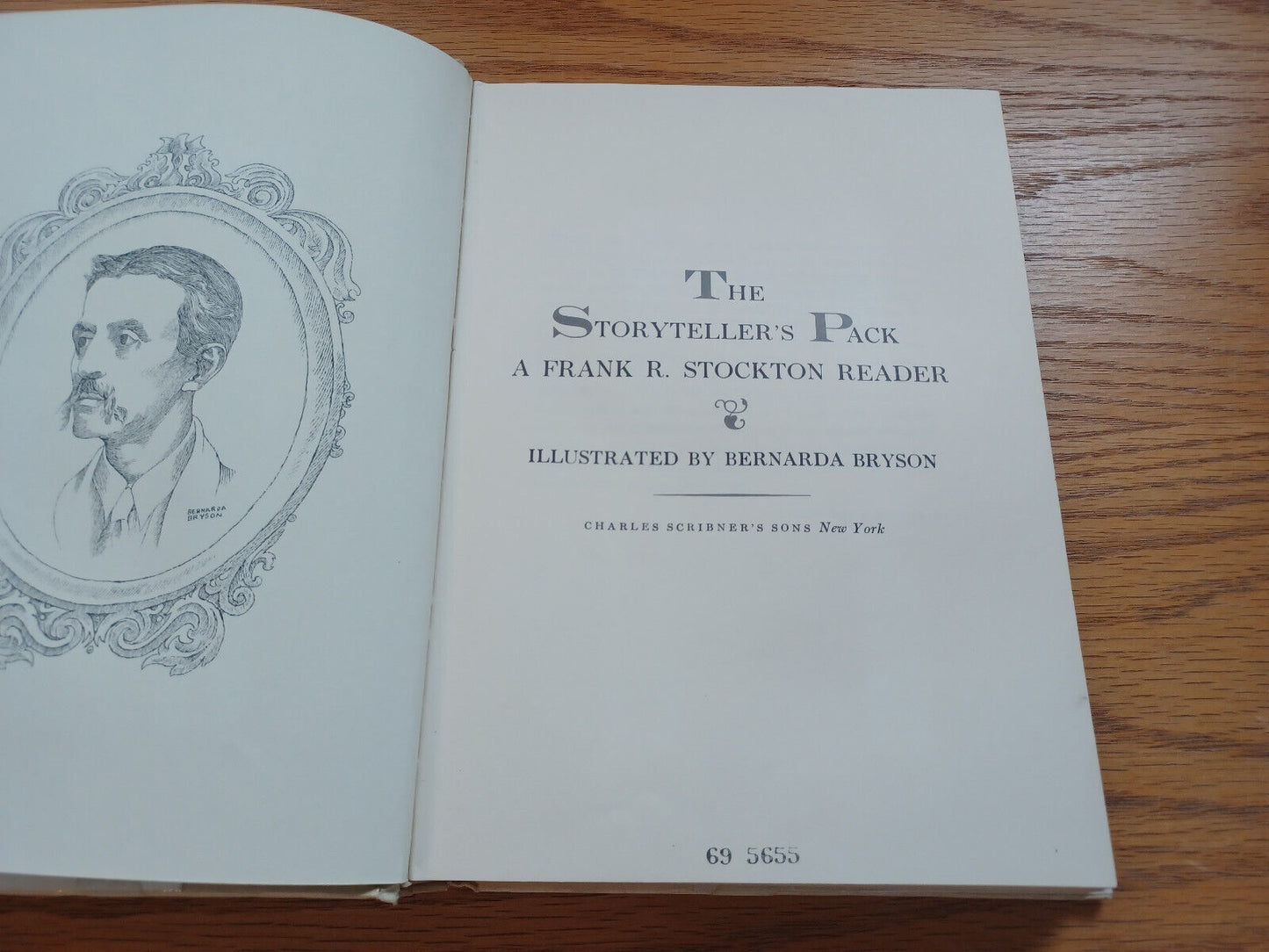 The Storytellers Pack By Frank Stockton 1968 Dust Jacket