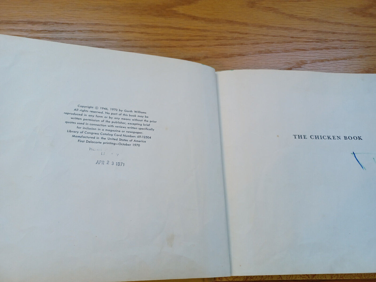 The Little Chicken Book Garth Williams 1970 1St Delacorte Press Printing