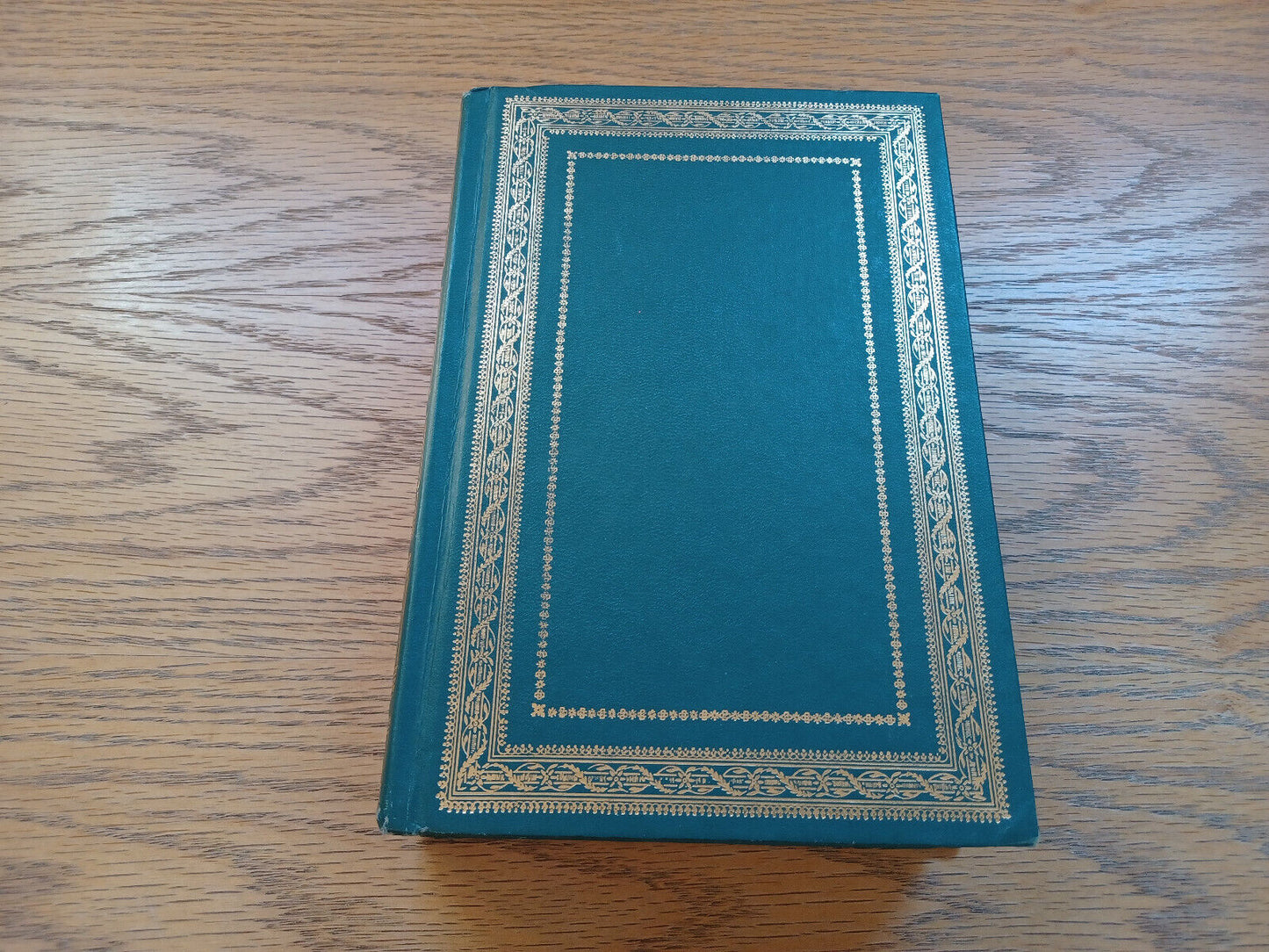 The Pickwick Papers Charles Dickens 1944 International Collectors Library