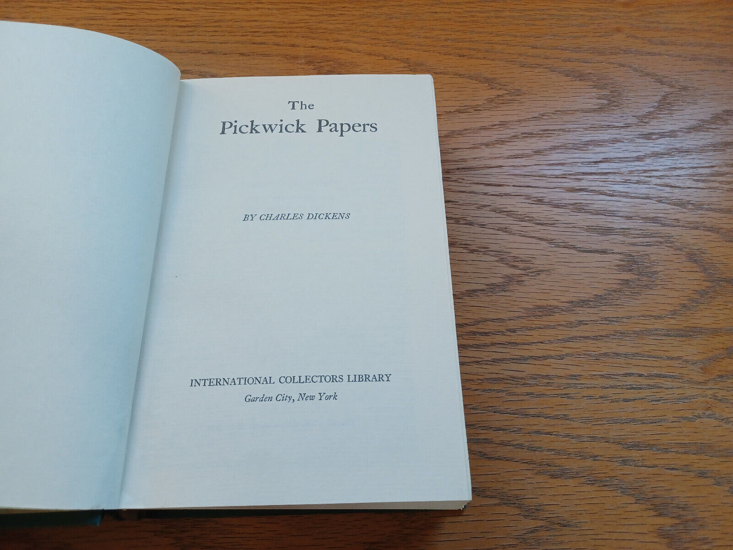 The Pickwick Papers Charles Dickens 1944 International Collectors Library