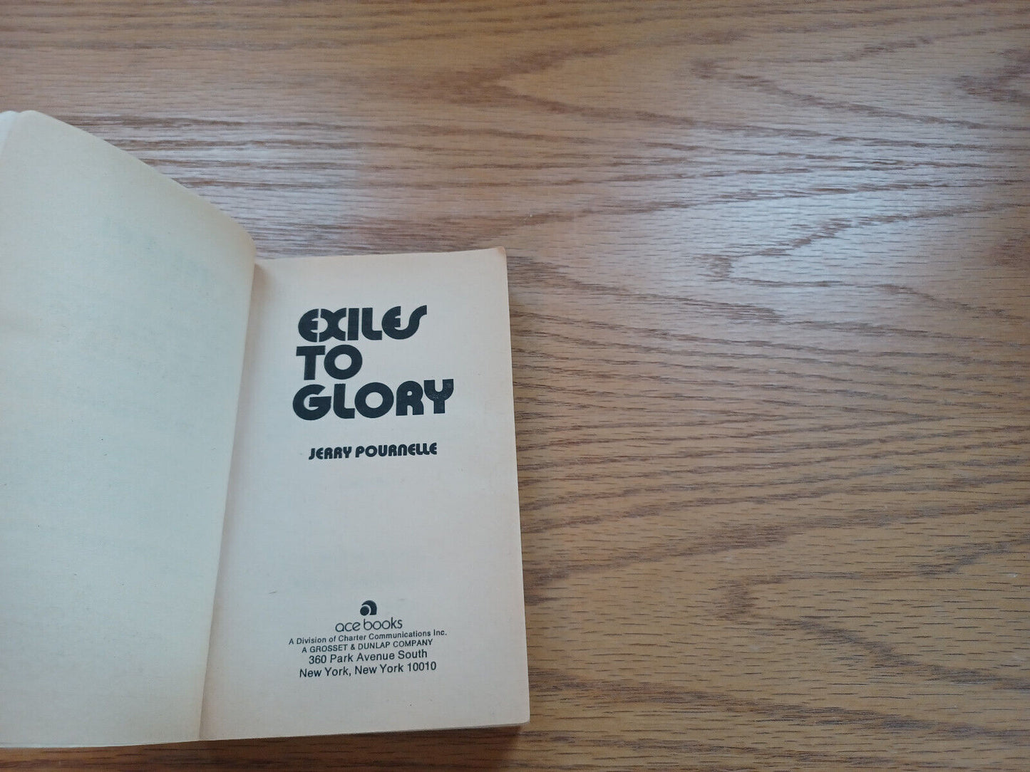 Exiles To Glory By Jerry Pournelle 1978