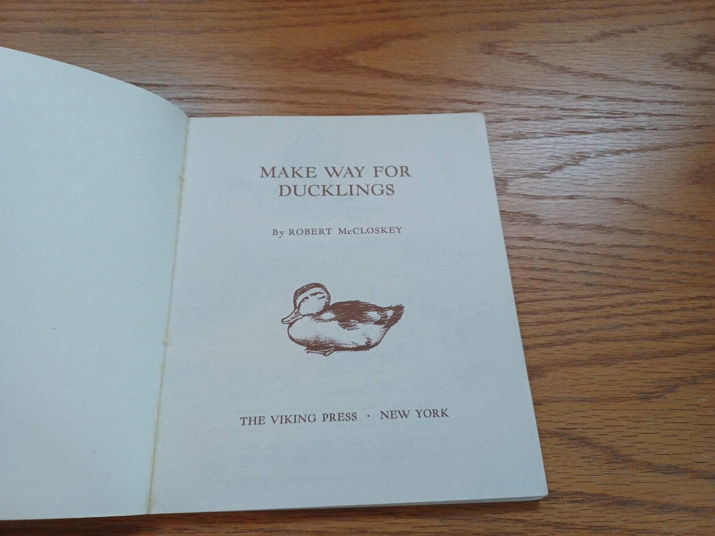 Make Way For Ducklings By Robert Mccloskey 1969 B
