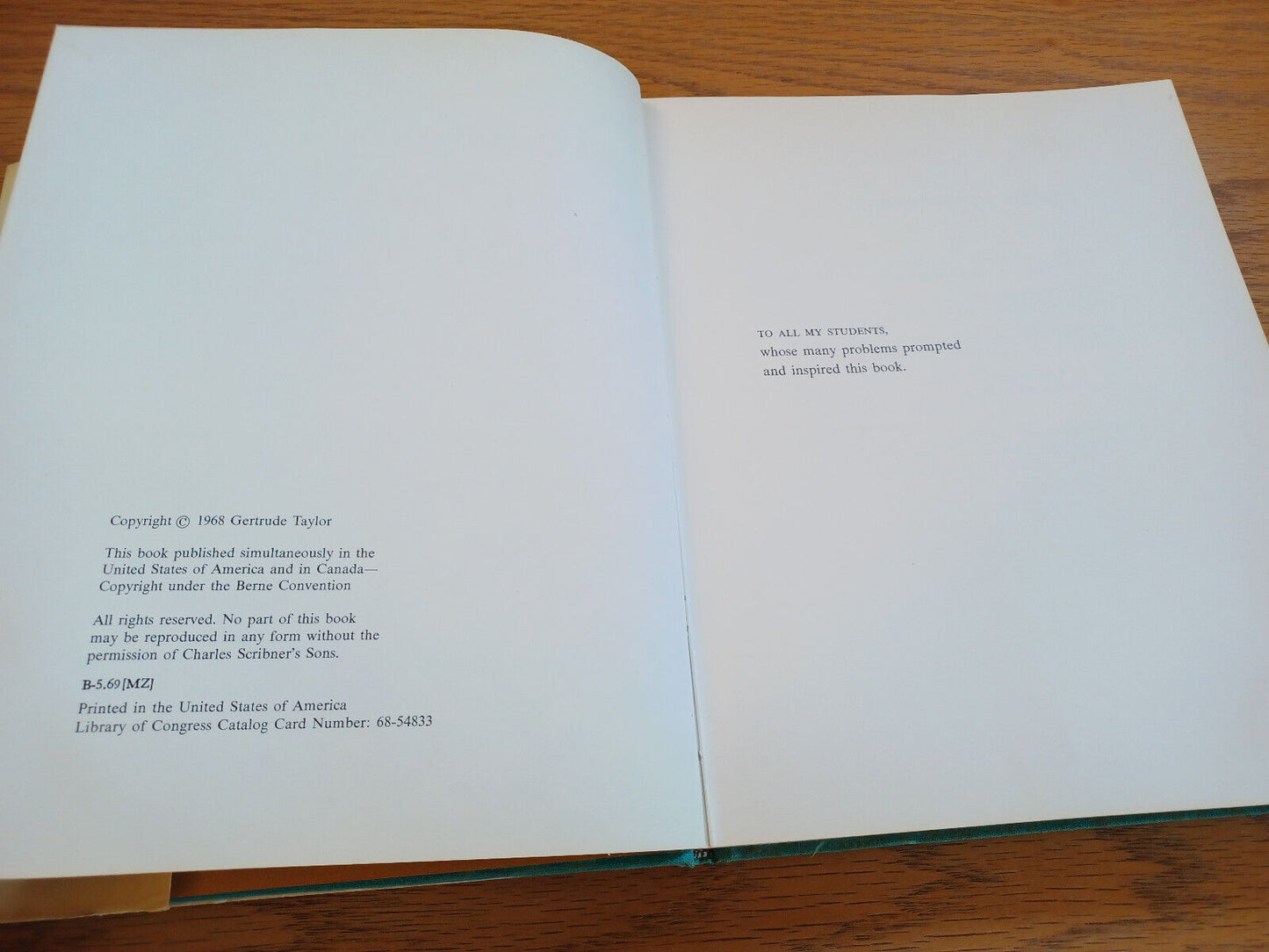 Americas Knitting Book By Gertrude Taylor 1968 Dust Jacket