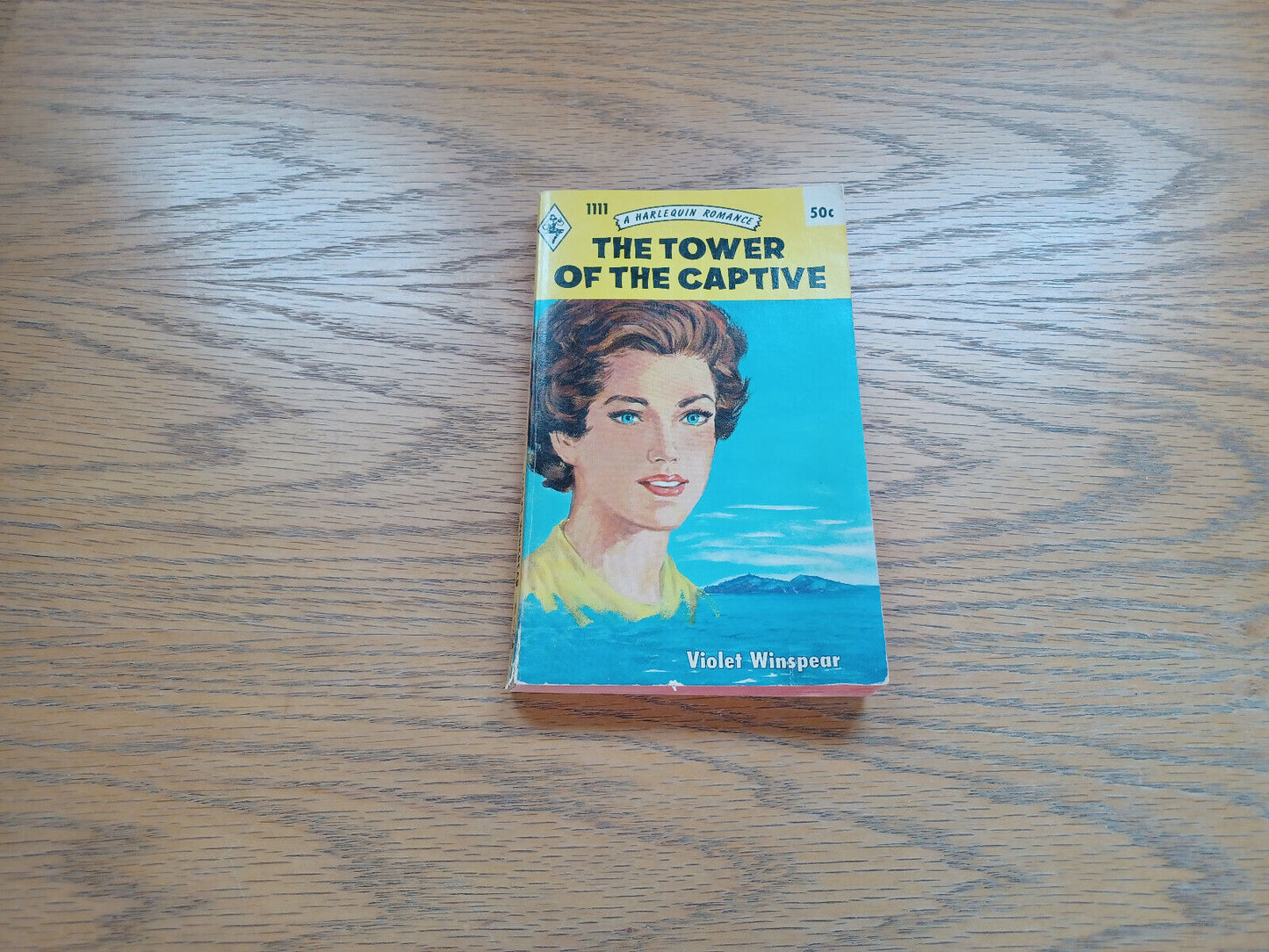 The Tower Of The Captive Violet Winspear 1967