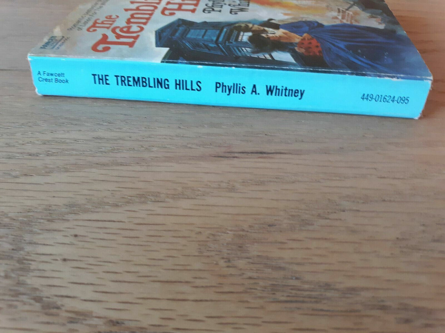 The Trembling Hills by Phyllis A.Whitney Romance Book 1971 Fawcett Crest