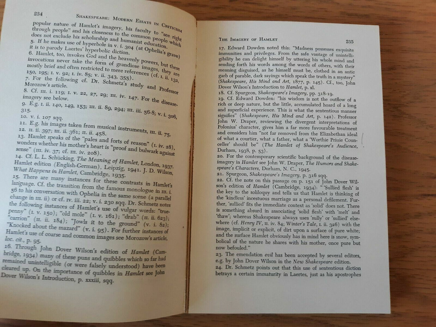 Shakespeare Modern Essays in Criticism by Leonard Dean 1965