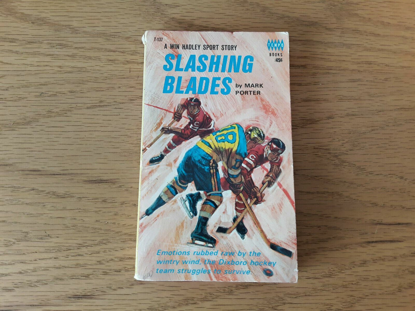 Slashing Blades by Mark Porter, 1st Print Paperback Grosset & Dunlap