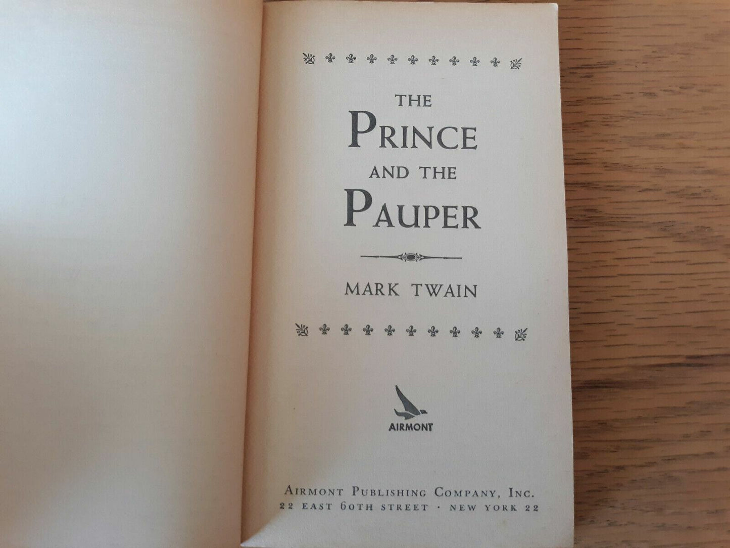 The Prince and the Pauper by Mark Twain 1964 Paperback Airmont