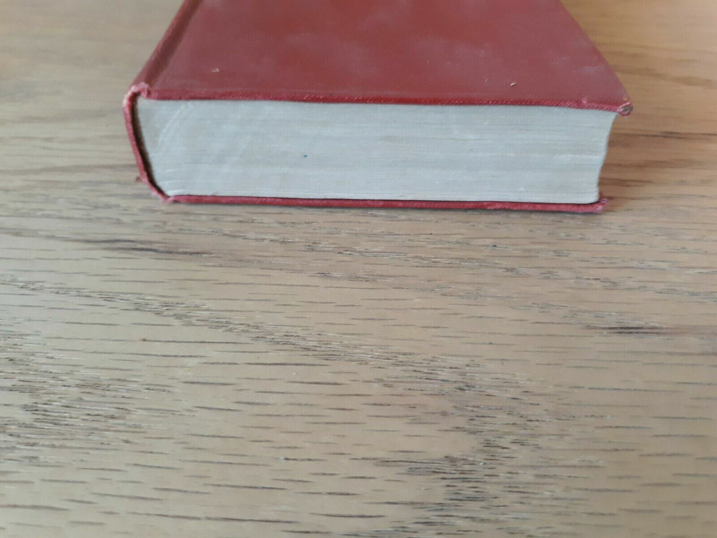 A Tale of Two Cities Charles Dickens - Macmillan Company - 1938