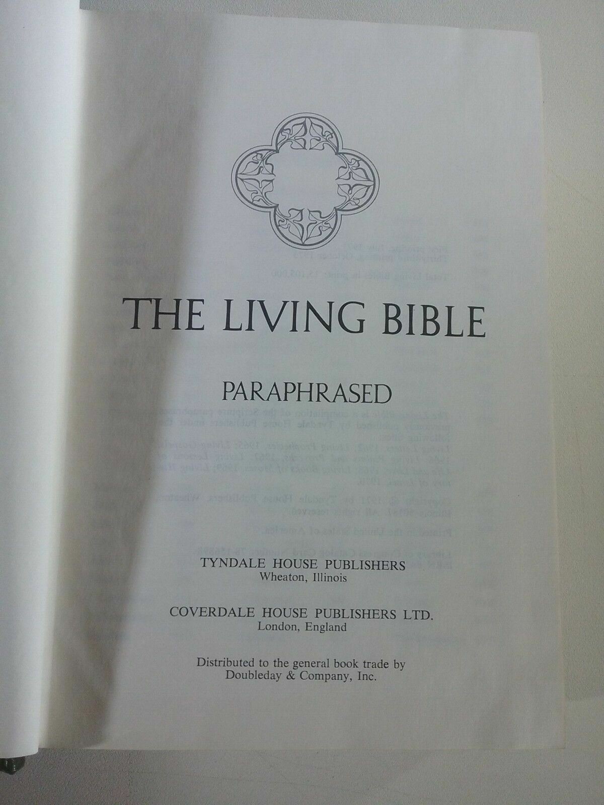 The Living Bible - Paraphrased - 33rd Printing 1973 - Dark Green Faux Leather