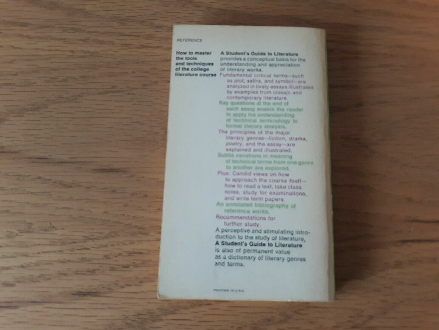 A Student's Guide to Literature by Colwell 1968 1st Printing Paperback