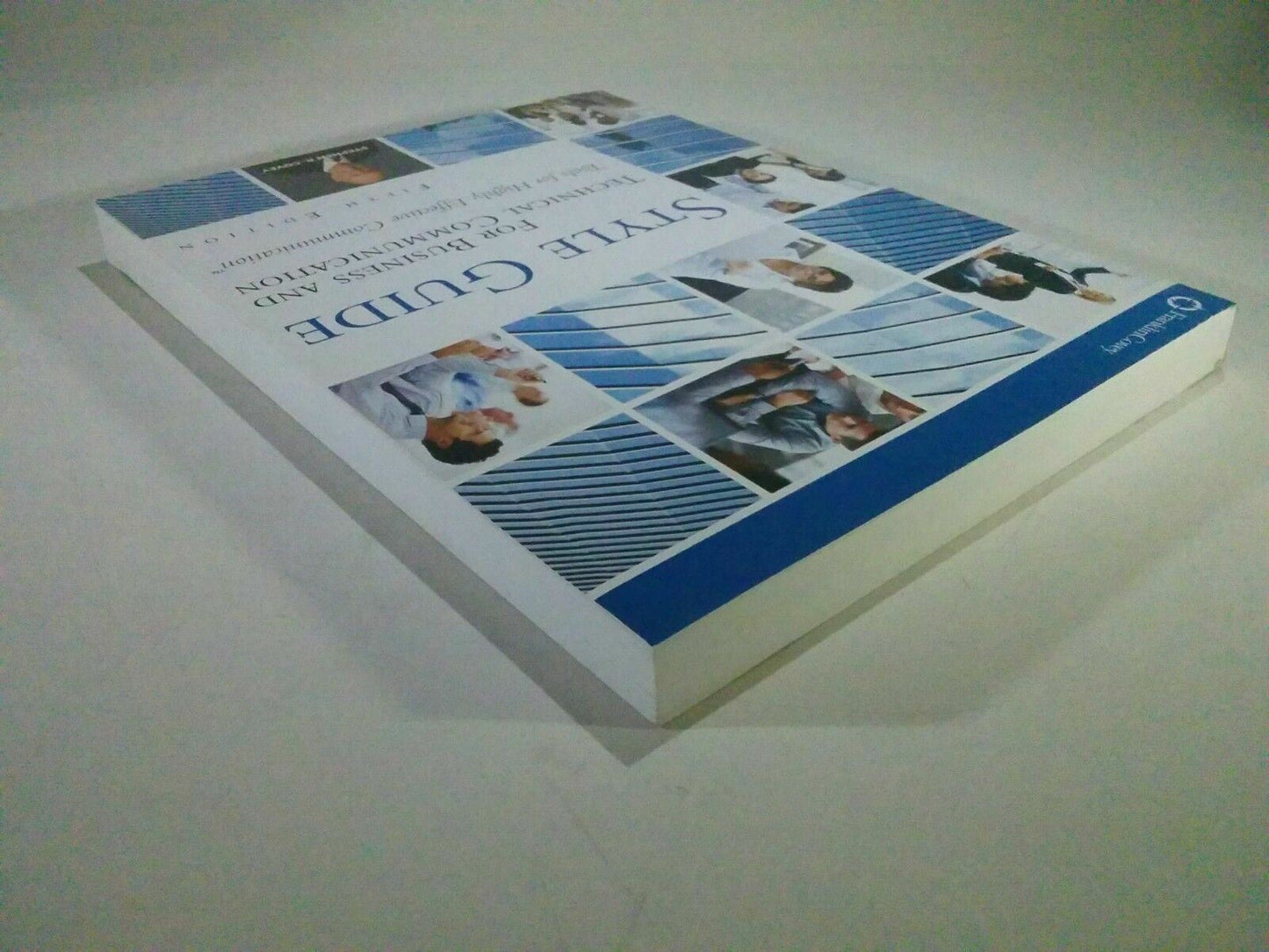 Style Guide : For Business and Technical Communication by Franklin Covey 5th Edi