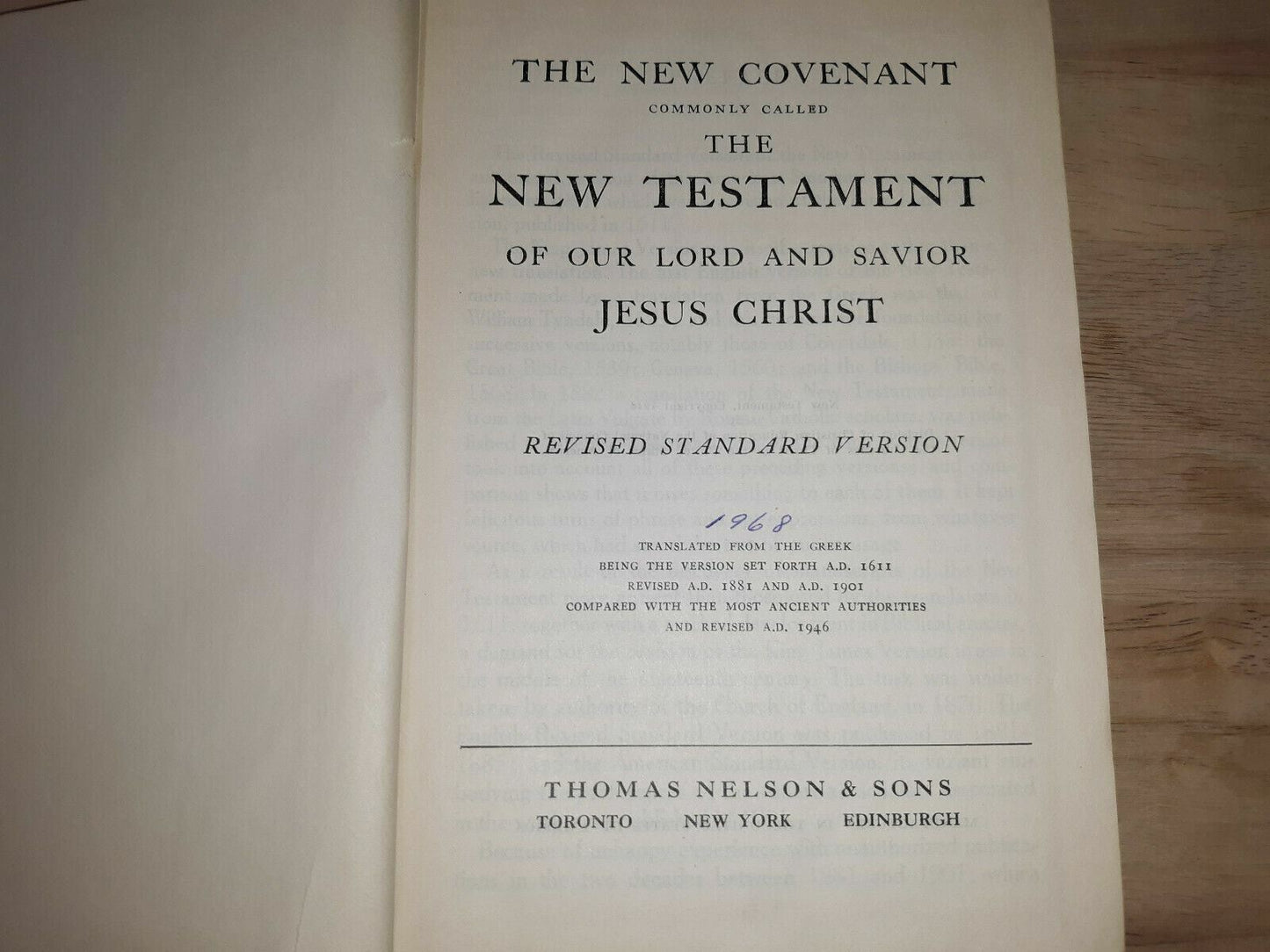 The New Testament and Psalms Revised Standard 1946 Nelson New Covenant Vintage