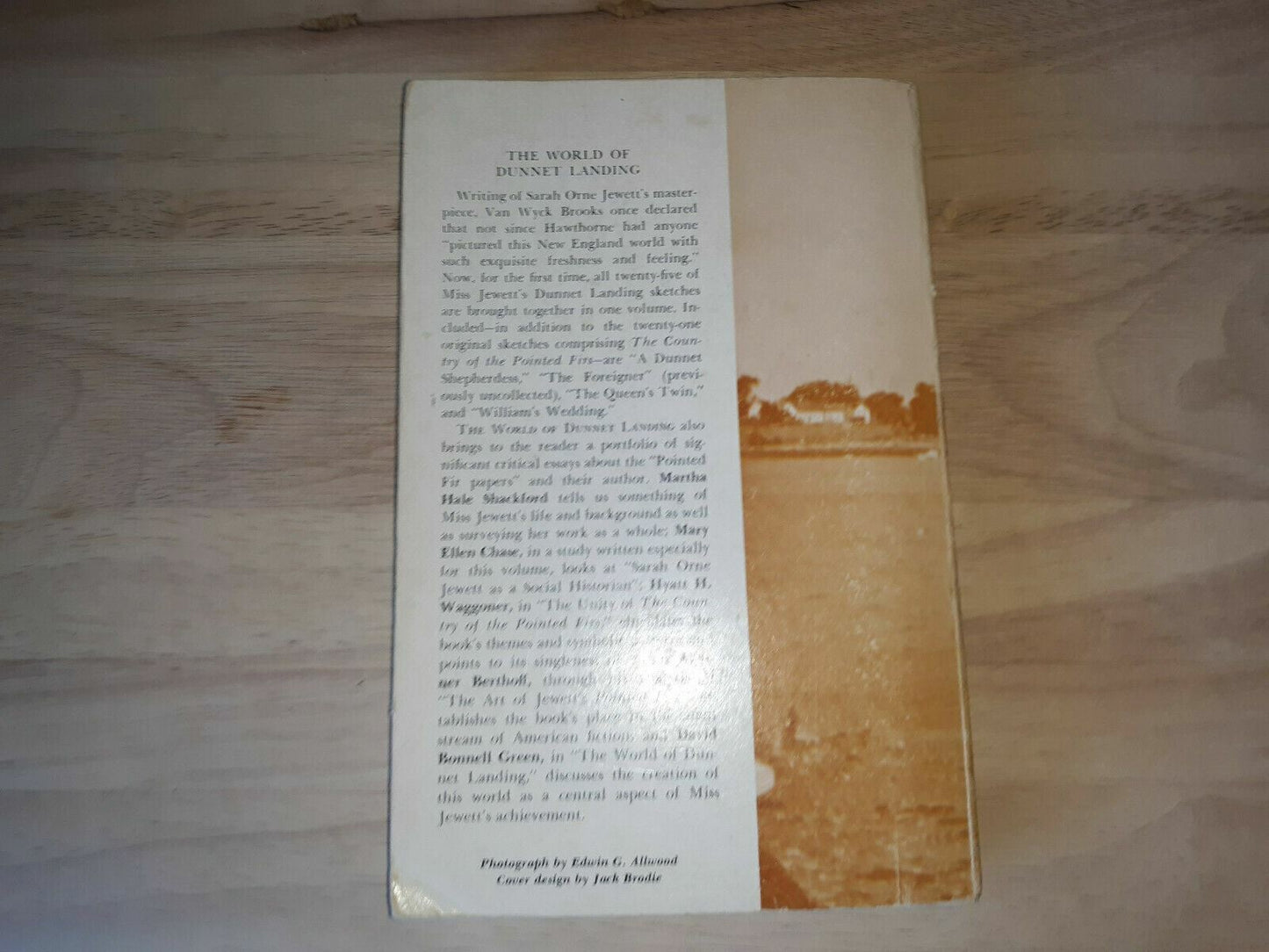 The World of Dunnet Landing by Sarah Orne Jewett (English) Paperback 1962