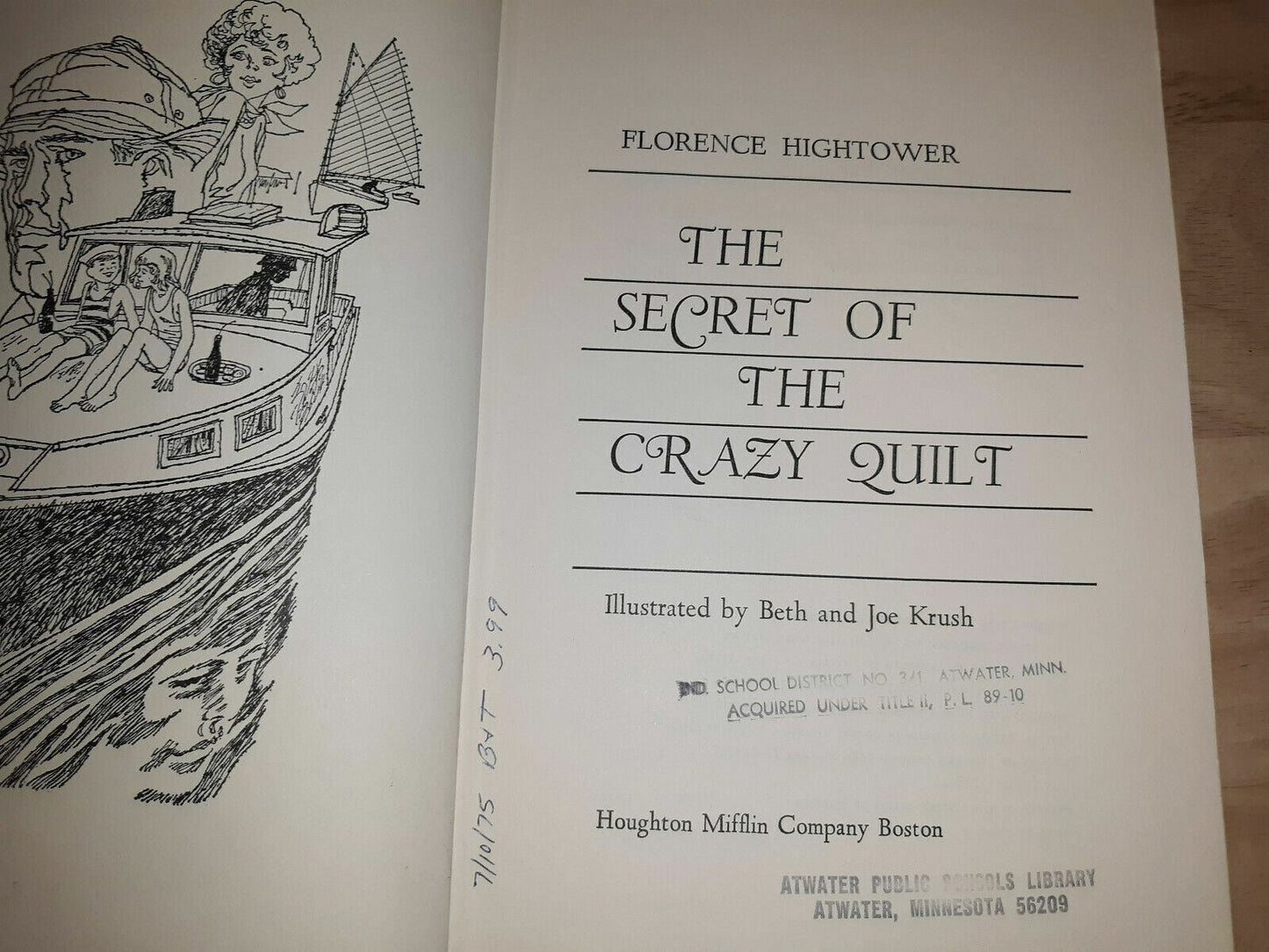 The Secret of the Crazy Quilt by Florence Hightower 1972 HC/DJ