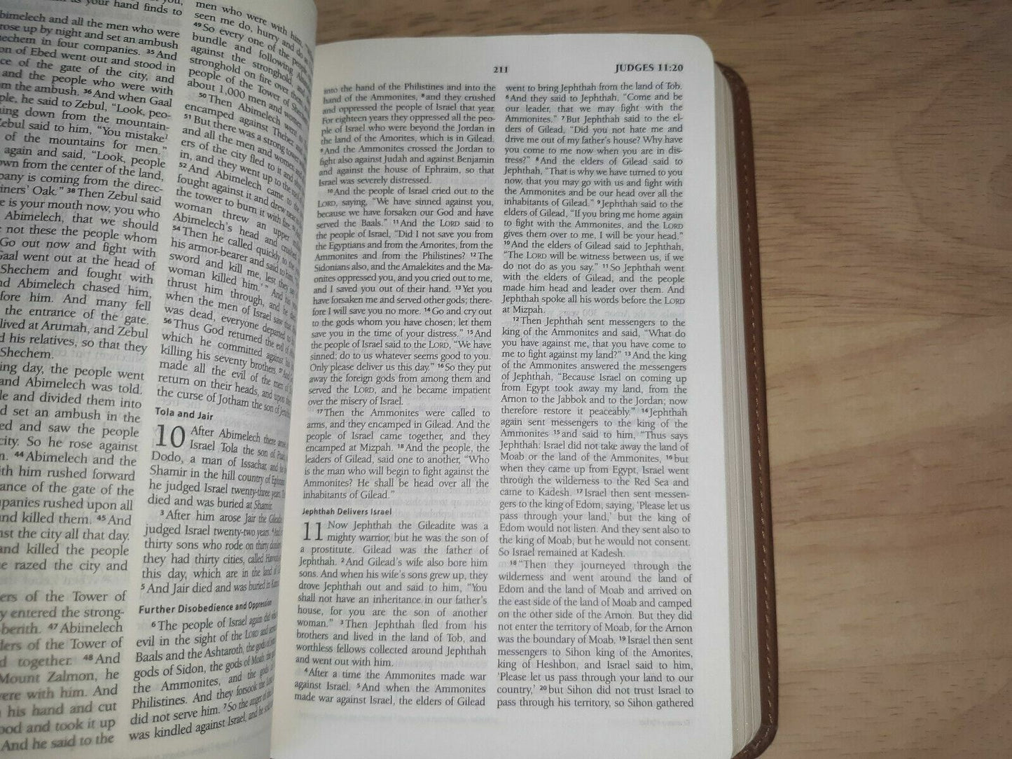 The Holy Bible: English Standard Version, Compact TruTone Edition 2003