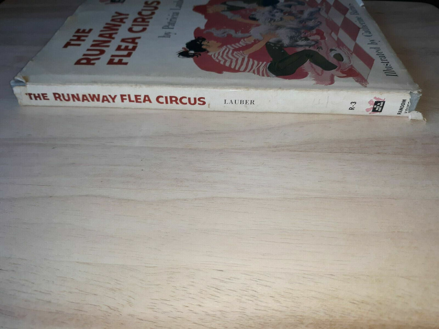 The Runaway Flea Circus, by Patricia Lauber. 1958, 1st Printing