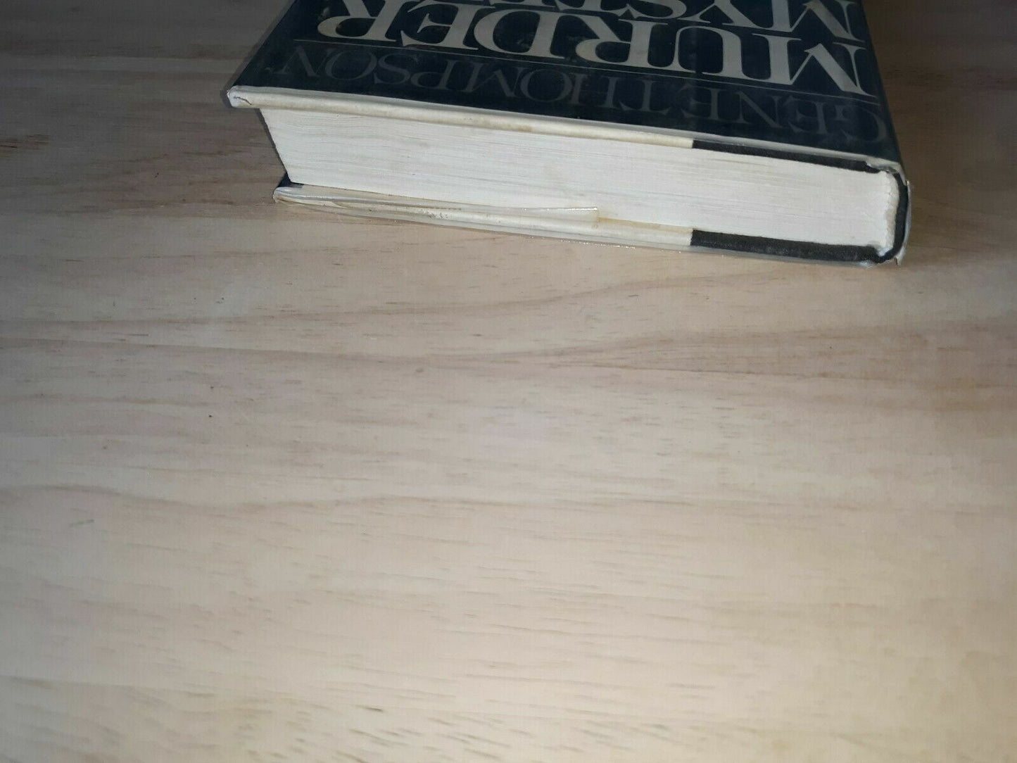 Murder Mystery by Gene Thompson 1980 1st Edition HC/DJ