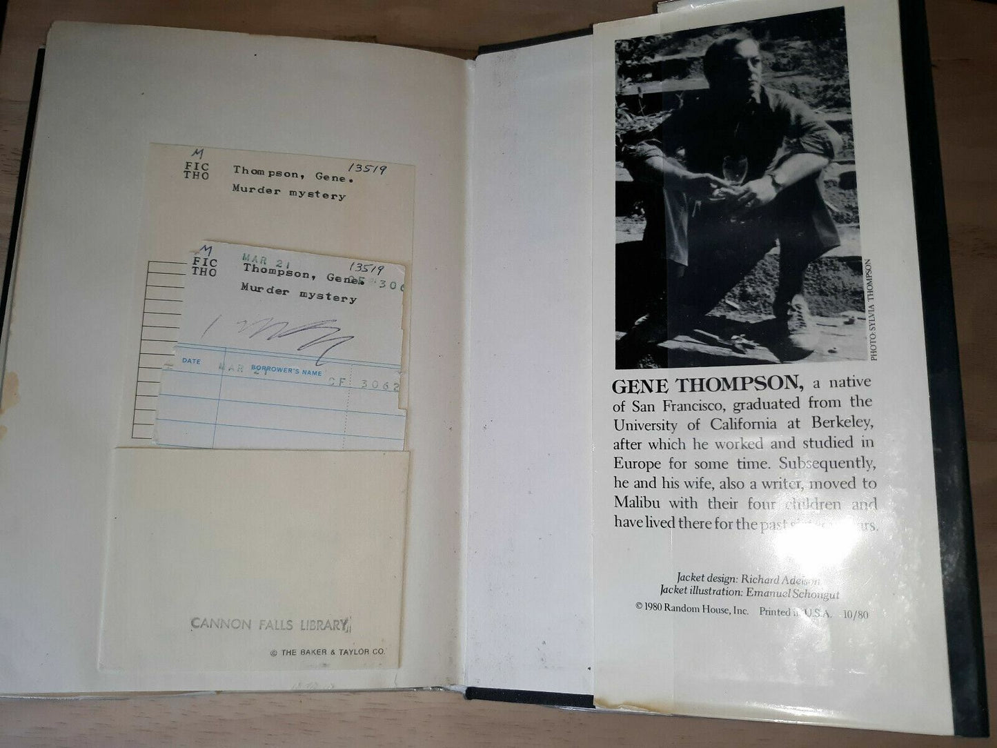 Murder Mystery by Gene Thompson 1980 1st Edition HC/DJ