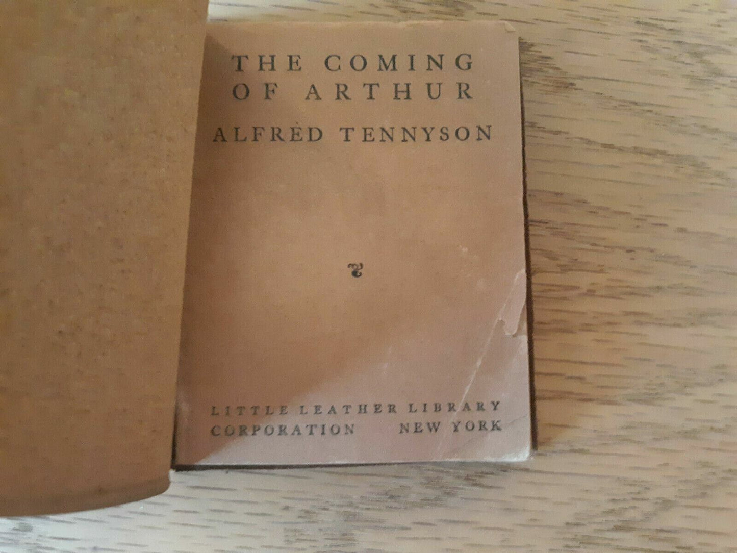 Little Leather Library THE COMING OF ARTHUR by Alfred Lord Tennyson