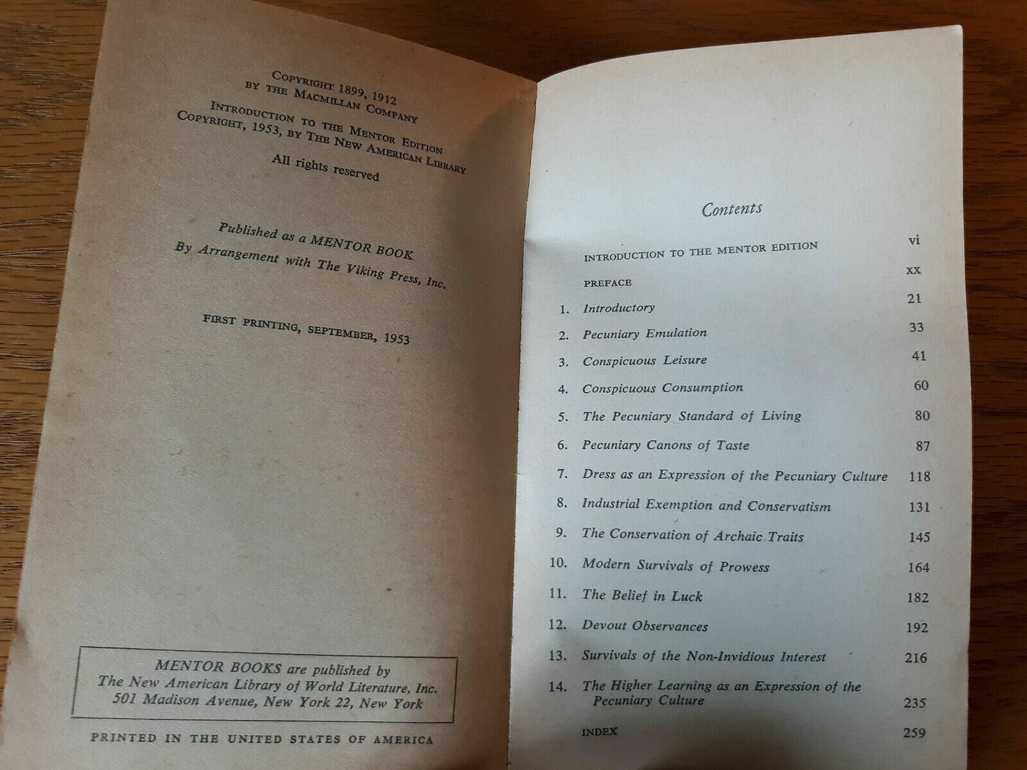 The Theory of the Leisure Class by Thorstein Veblen - Mentor M93 - 1953