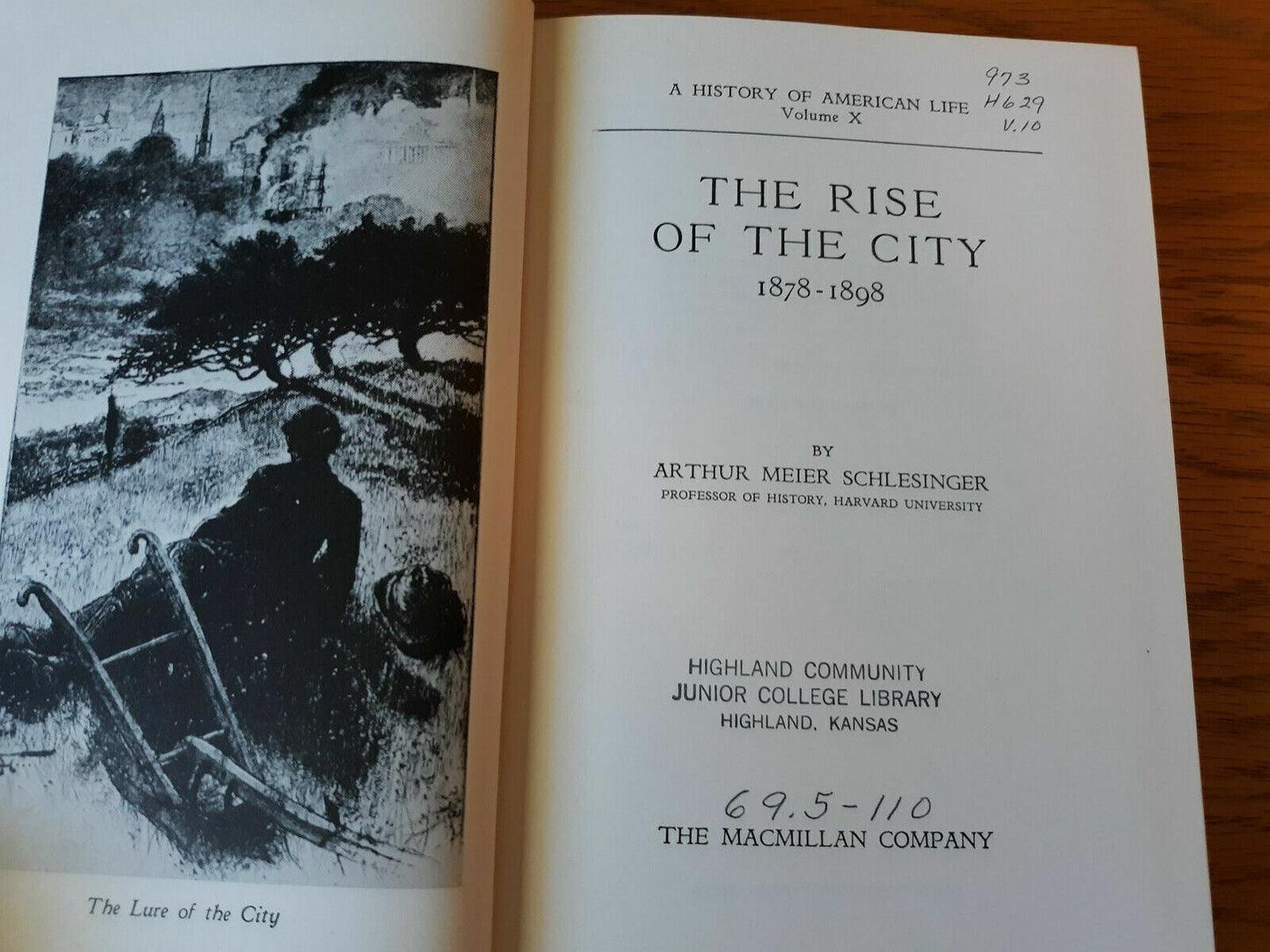 A History of American Life Volume 10 by Arthur Schlesinger 1969