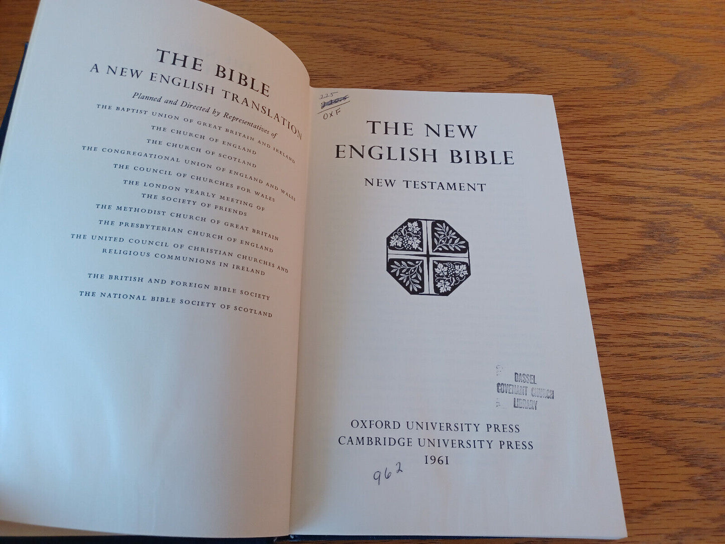 The New English Bible New Testament 1961 Hardcover Oxford University Press