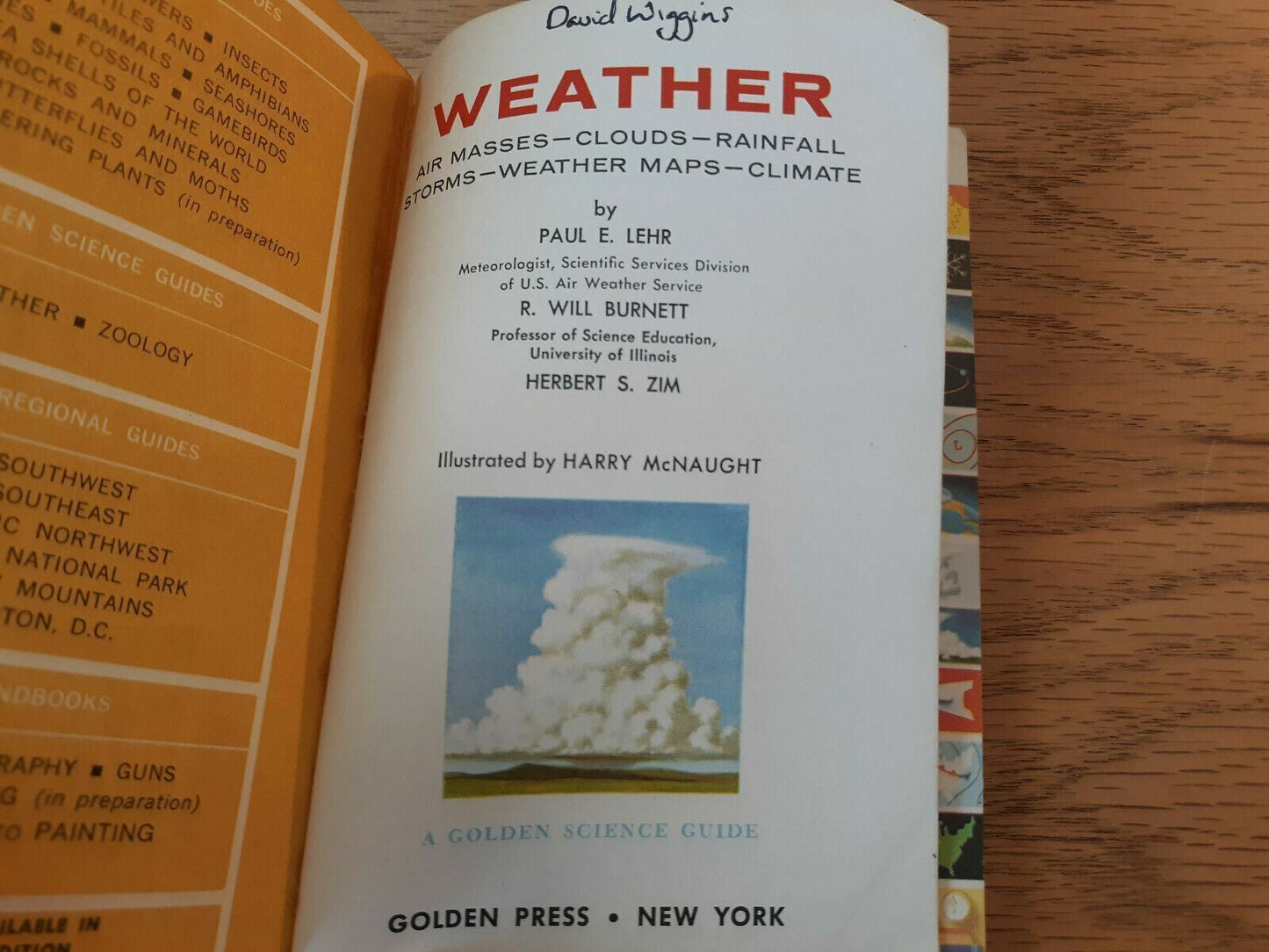 Weather A Guide to Phenomena and Forecasts By Lehr Burnett Zim 1957 Golden