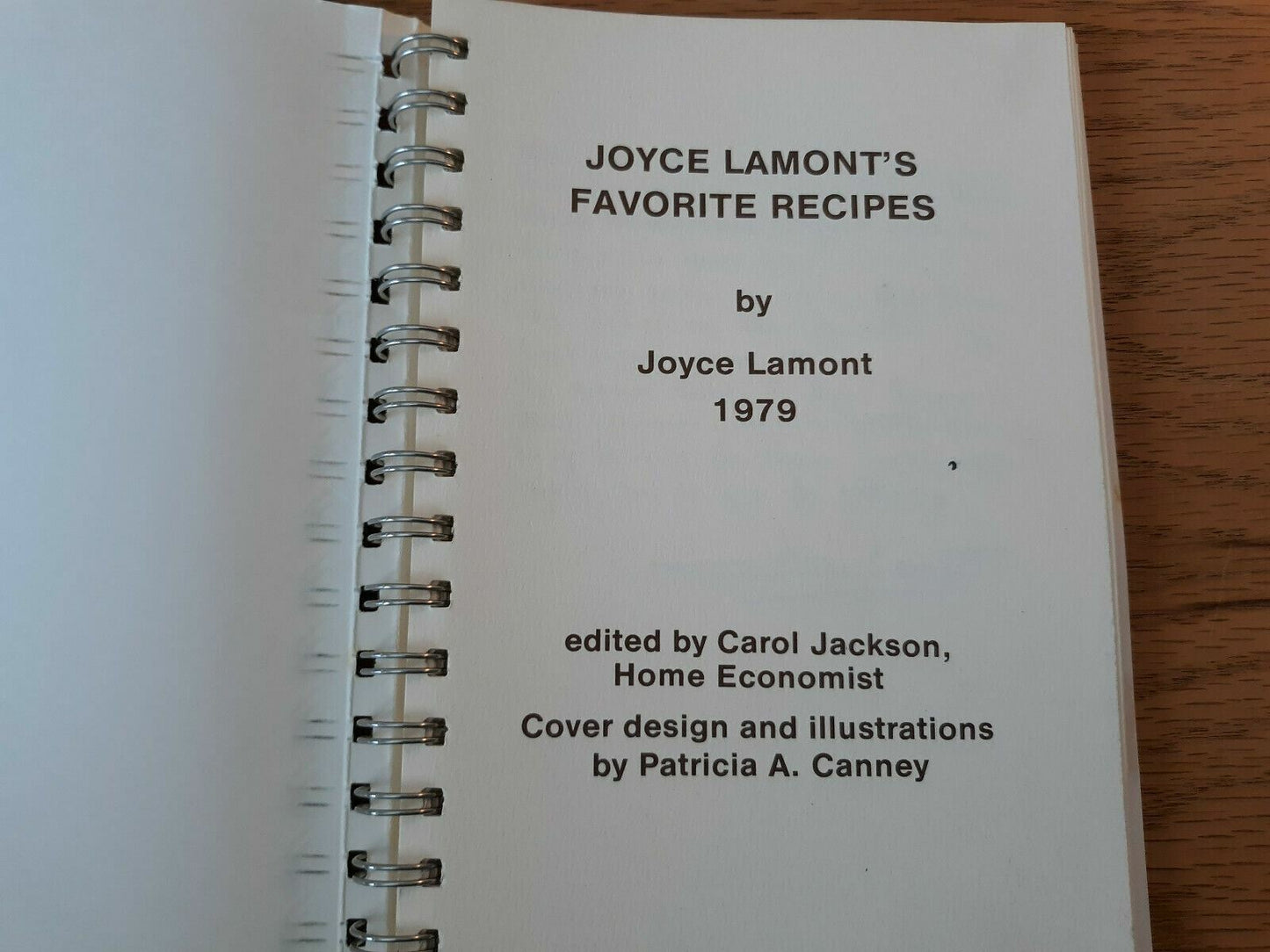 WCCO Radio Presents Joyce Lamont's Favorite Recpies Cookbook 1979