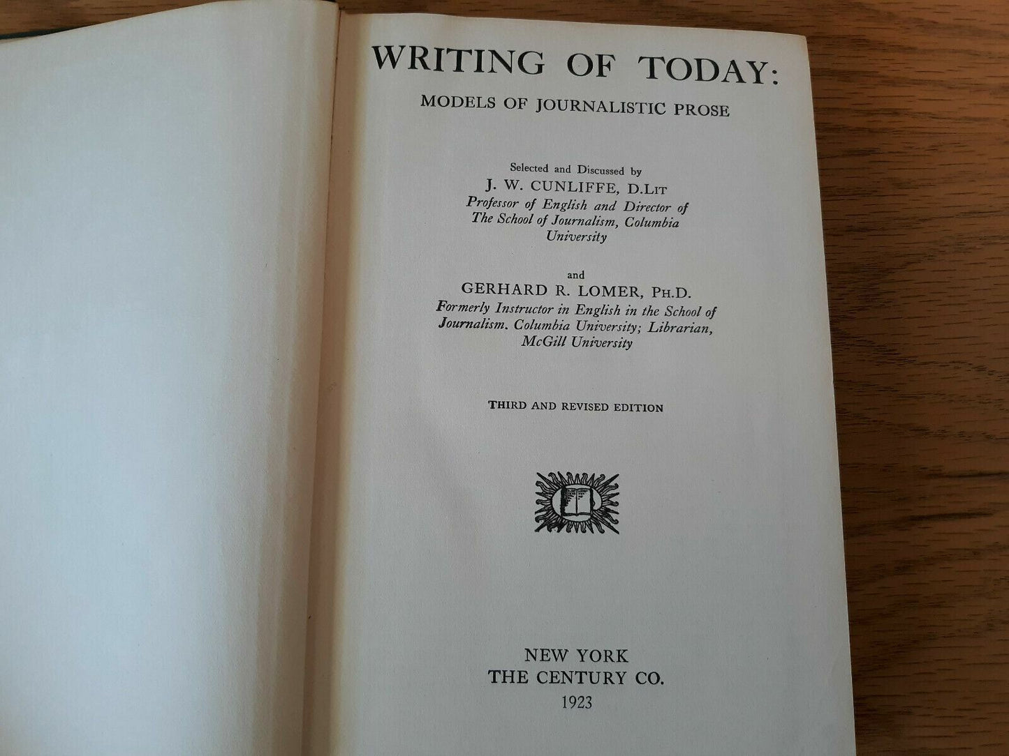 Writing of Today Models of Journalistic Prose by Cunliffe and Lomer 1922