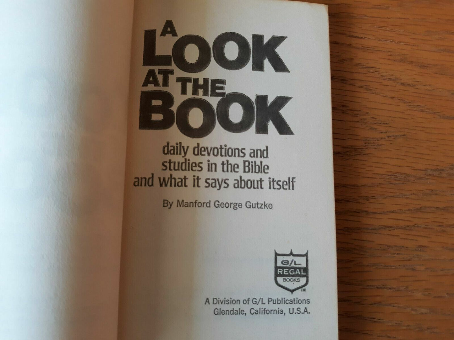 A Look At The Book Manford George Gutzke 1969 Daily Devotions And Studies