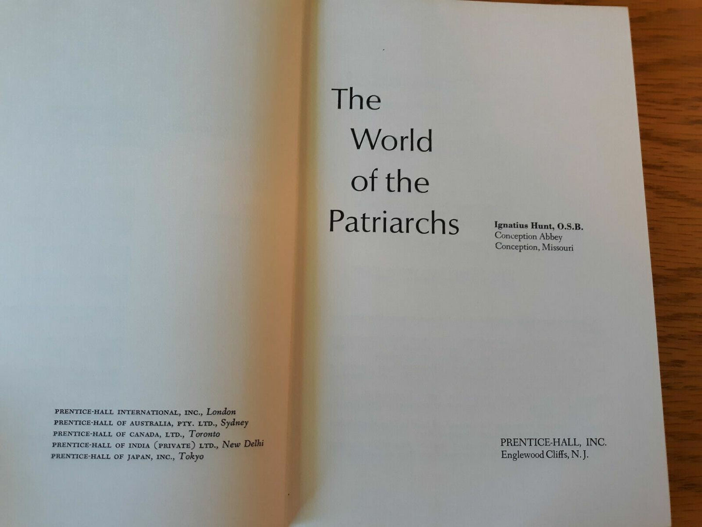 The World Of Patriarchs Ignatius Hunt Prentice Hall 1967 Hardcover Dust Jacket