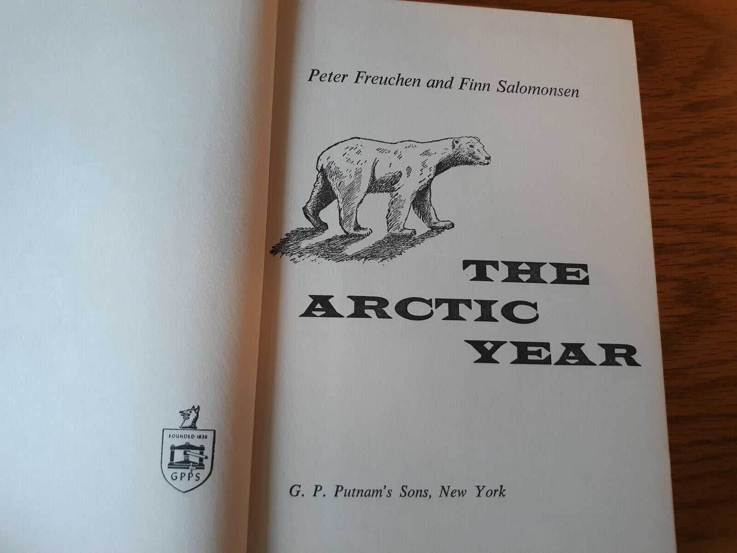 The Arctic Year by Peter Freuchen and Finn Salomonsen (1958, Hardcover)