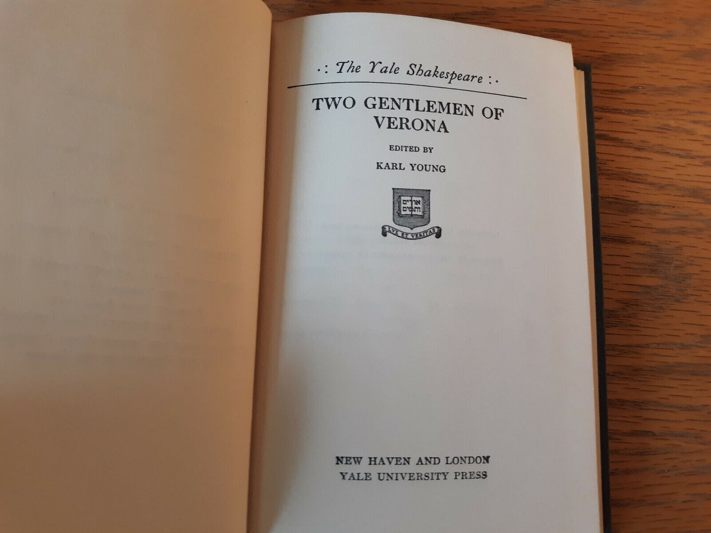 The Yale Shakespeare Two Gentlemen Of Verona 1966 William Shakespeare Hardcover