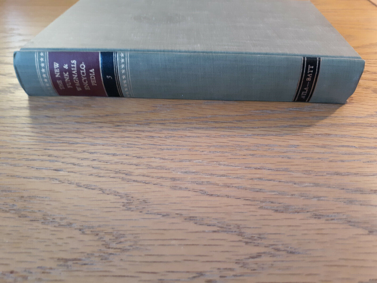 The New Funk & Wagnalls Encyclopedia 1952 Unicorn Pub Hardcover Volume 3