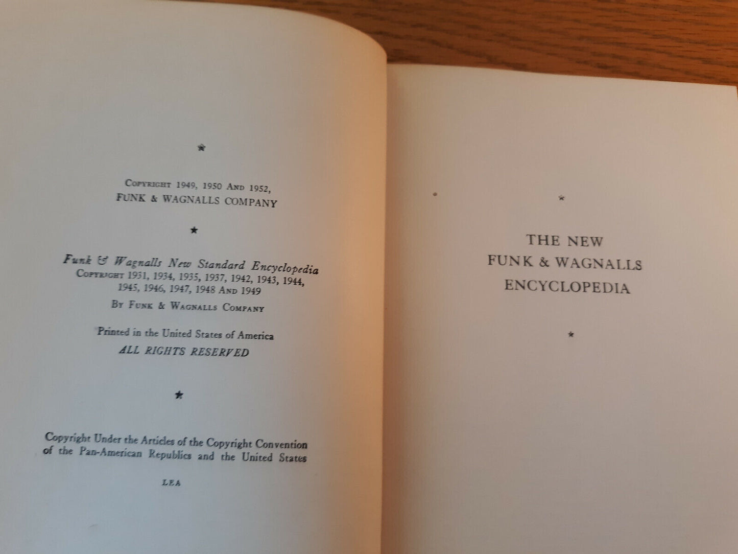 The New Funk & Wagnalls Encyclopedia 1952 Unicorn Pub Hardcover Volume 3