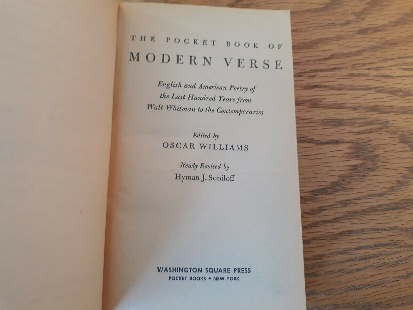 The Pocket Book Of Modern Verse 1977 Oscar Williams Paperback Washington Square