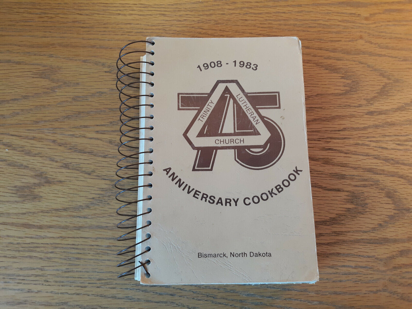 Trinity Lutheran Church 75th Anniversary Cookbook Bismarck North Dakota 1908-198