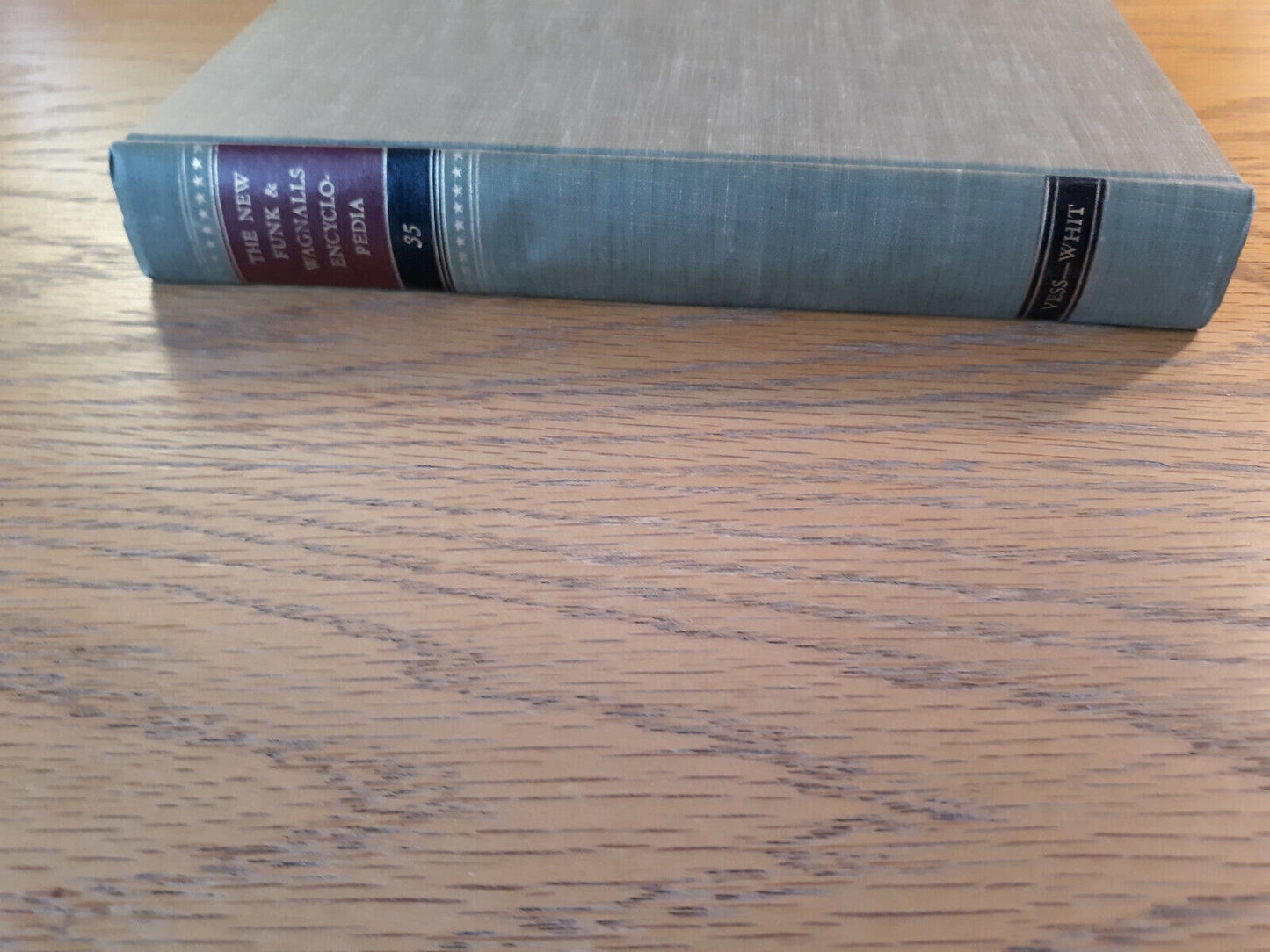 The New Funk & Wagnalls Encyclopedia 1954 Unicorn Pub Hardcover Volume 35