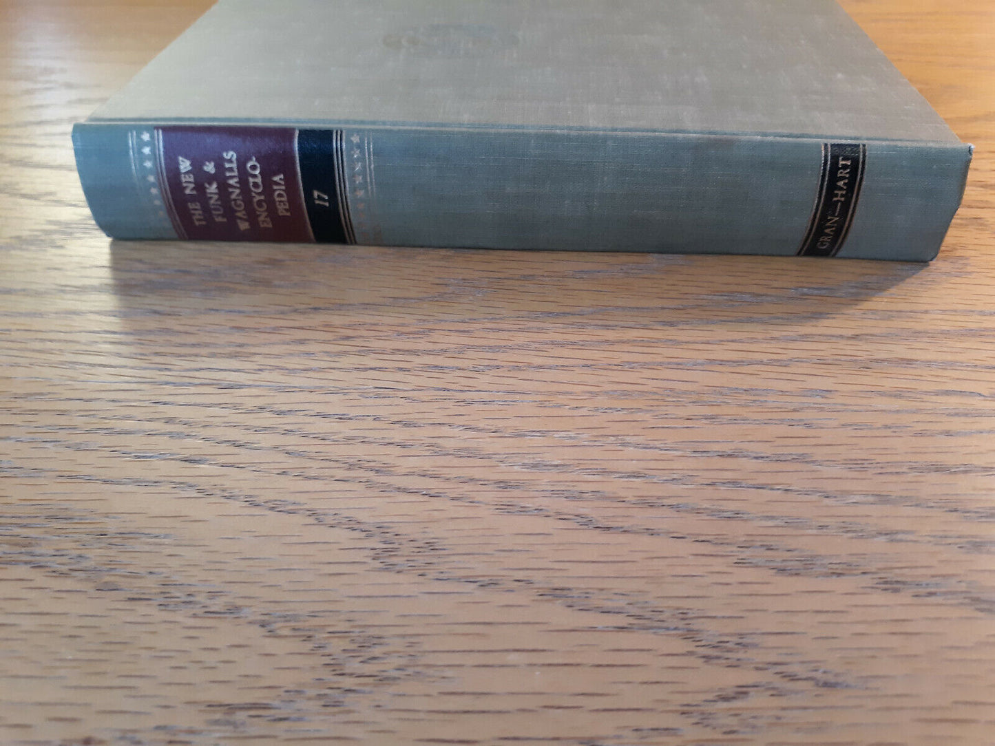 The New Funk & Wagnalls Encyclopedia 1951 Unicorn Pub Hardcover Volume 17