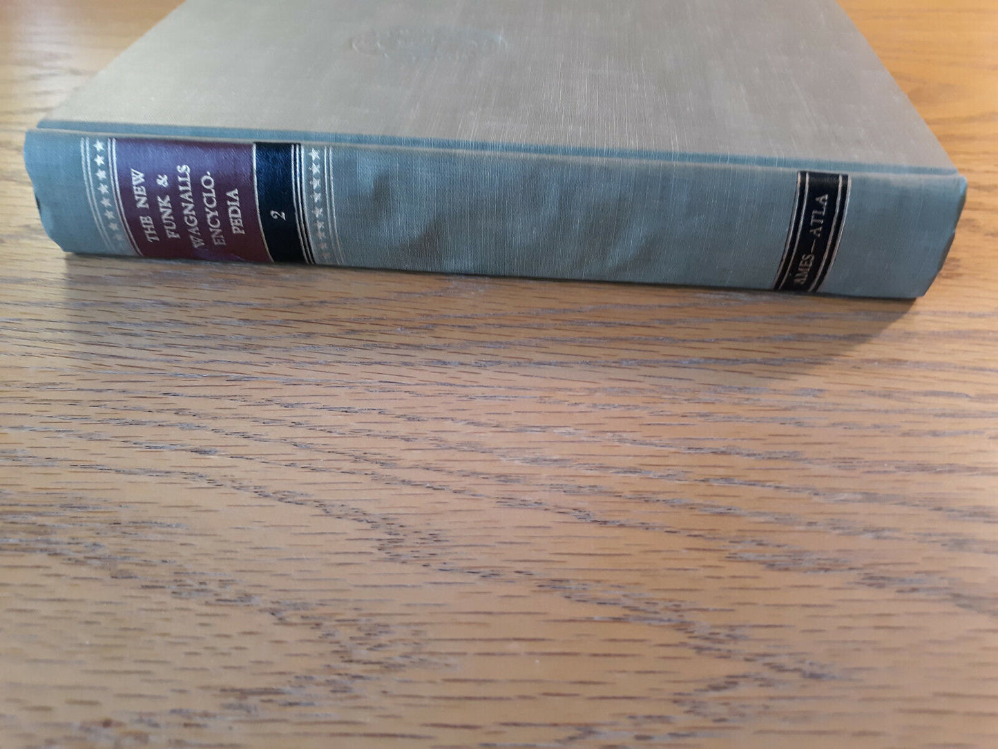 The New Funk & Wagnalls Encyclopedia 1952 Unicorn Pub Hardcover Volume 2