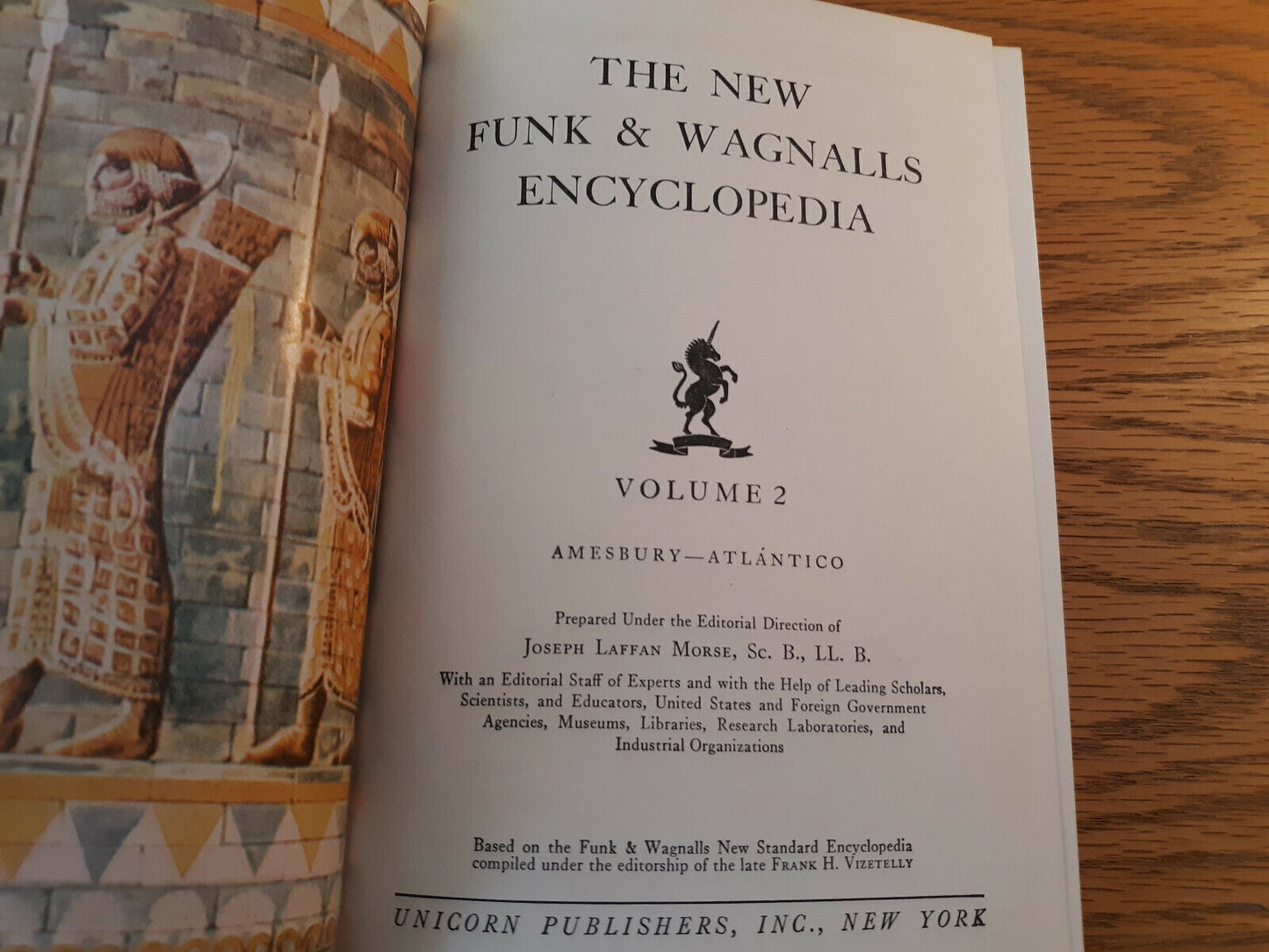 The New Funk & Wagnalls Encyclopedia 1952 Unicorn Pub Hardcover Volume 2